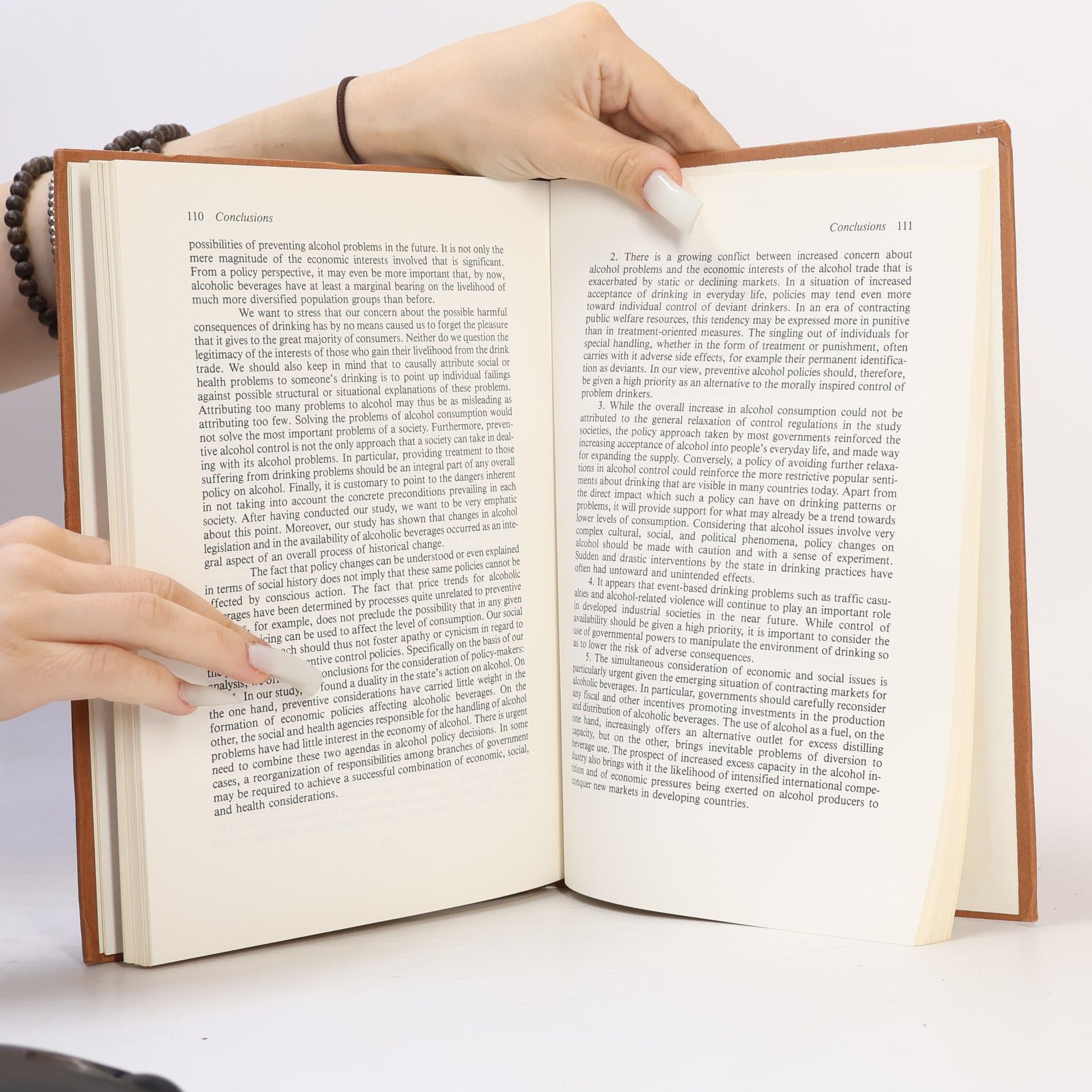Various authors Alcohol, Society, and the State 1: A comparative study of alcohol control