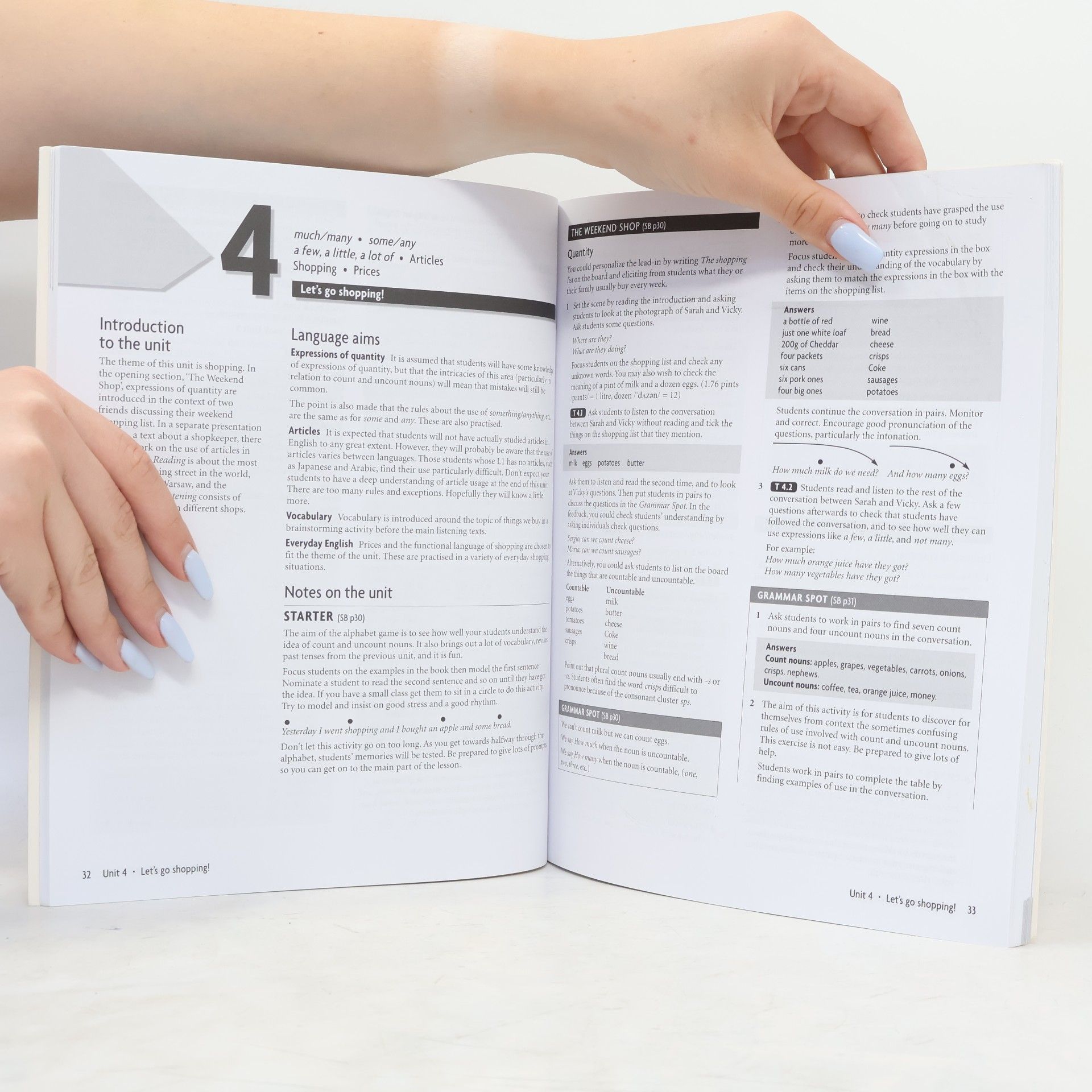 Liz Soars New headway English course : pre-intermediate : teacher’s book