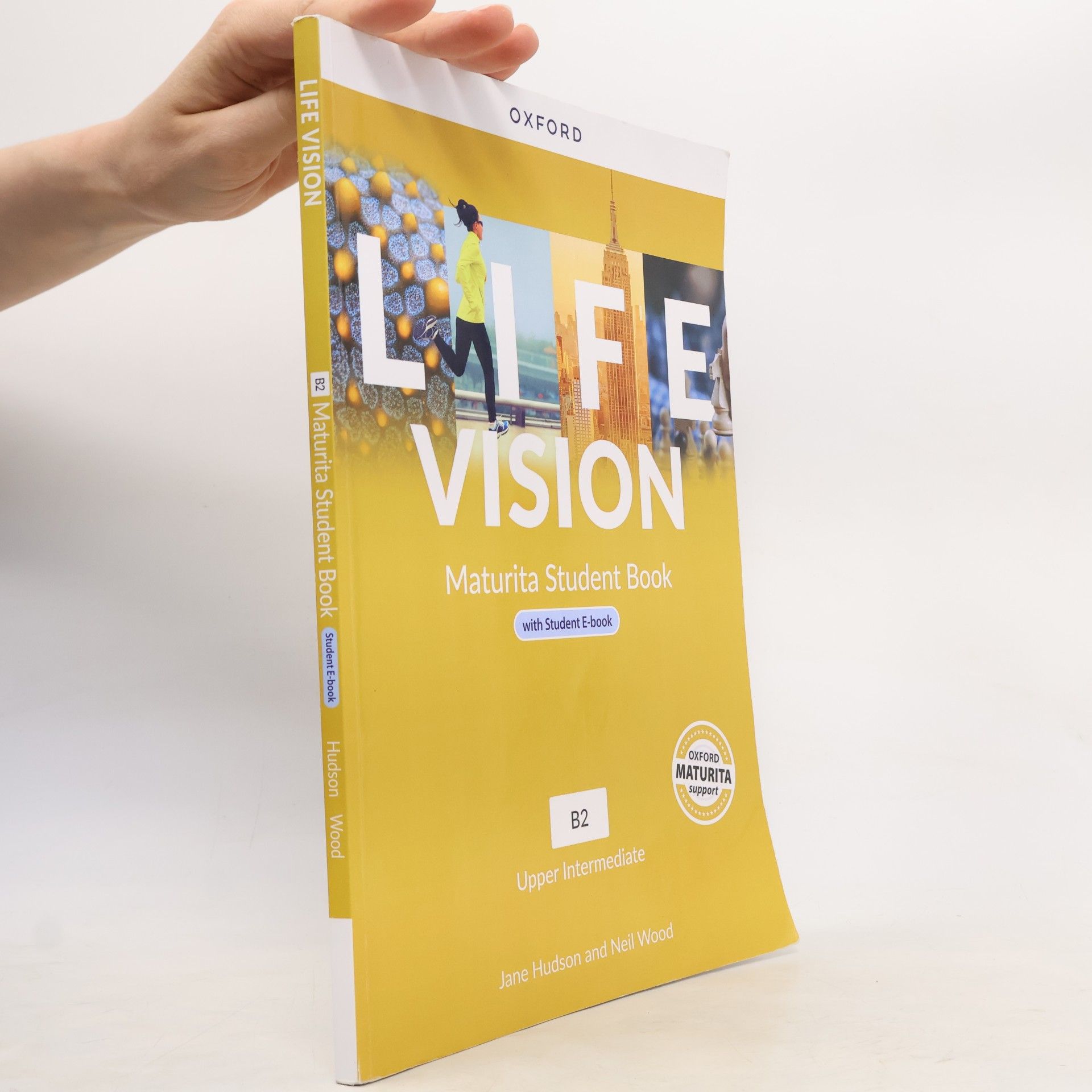 Life Vision Upper Intermediate Student's Book with eBook CZ