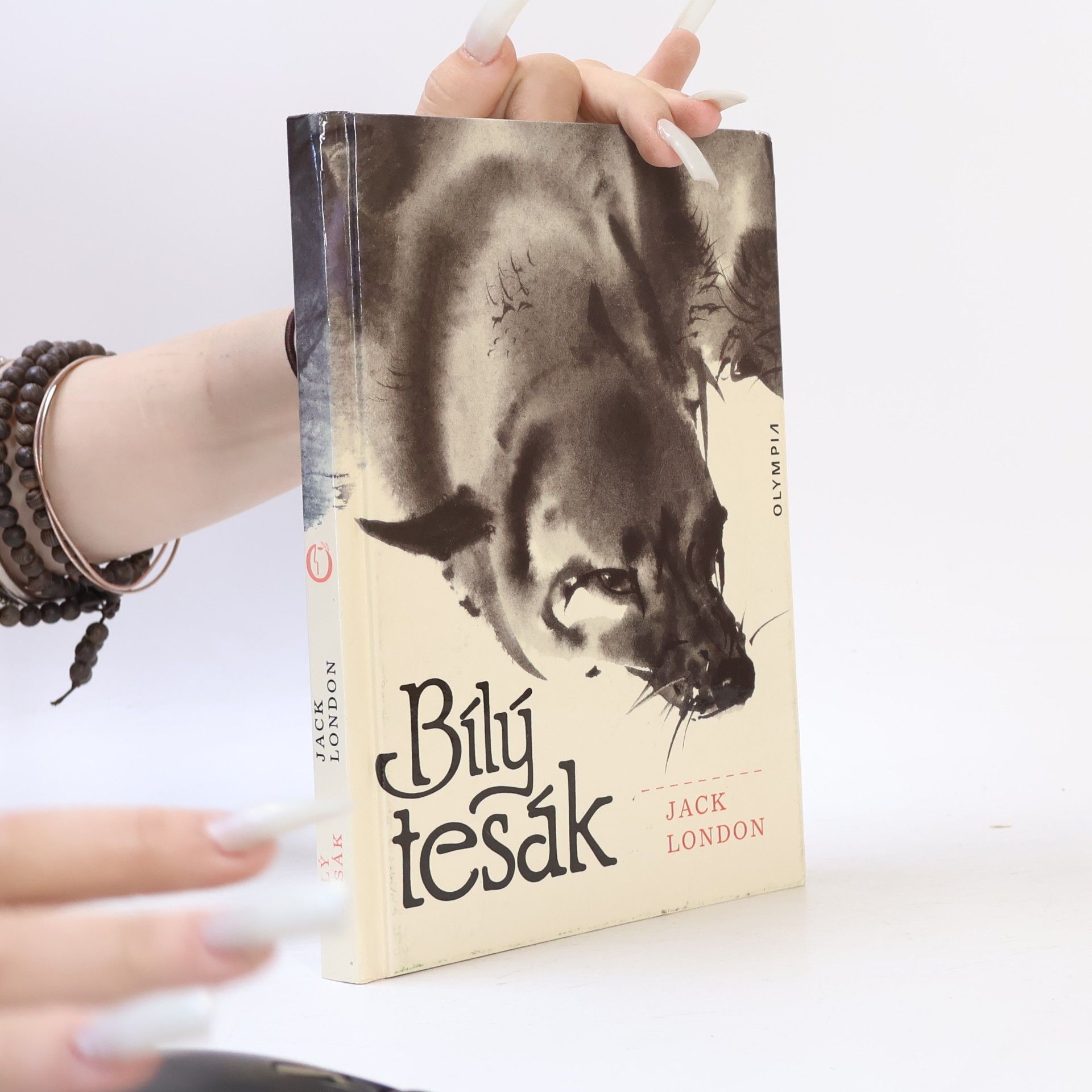 Jack London Bílý tesák