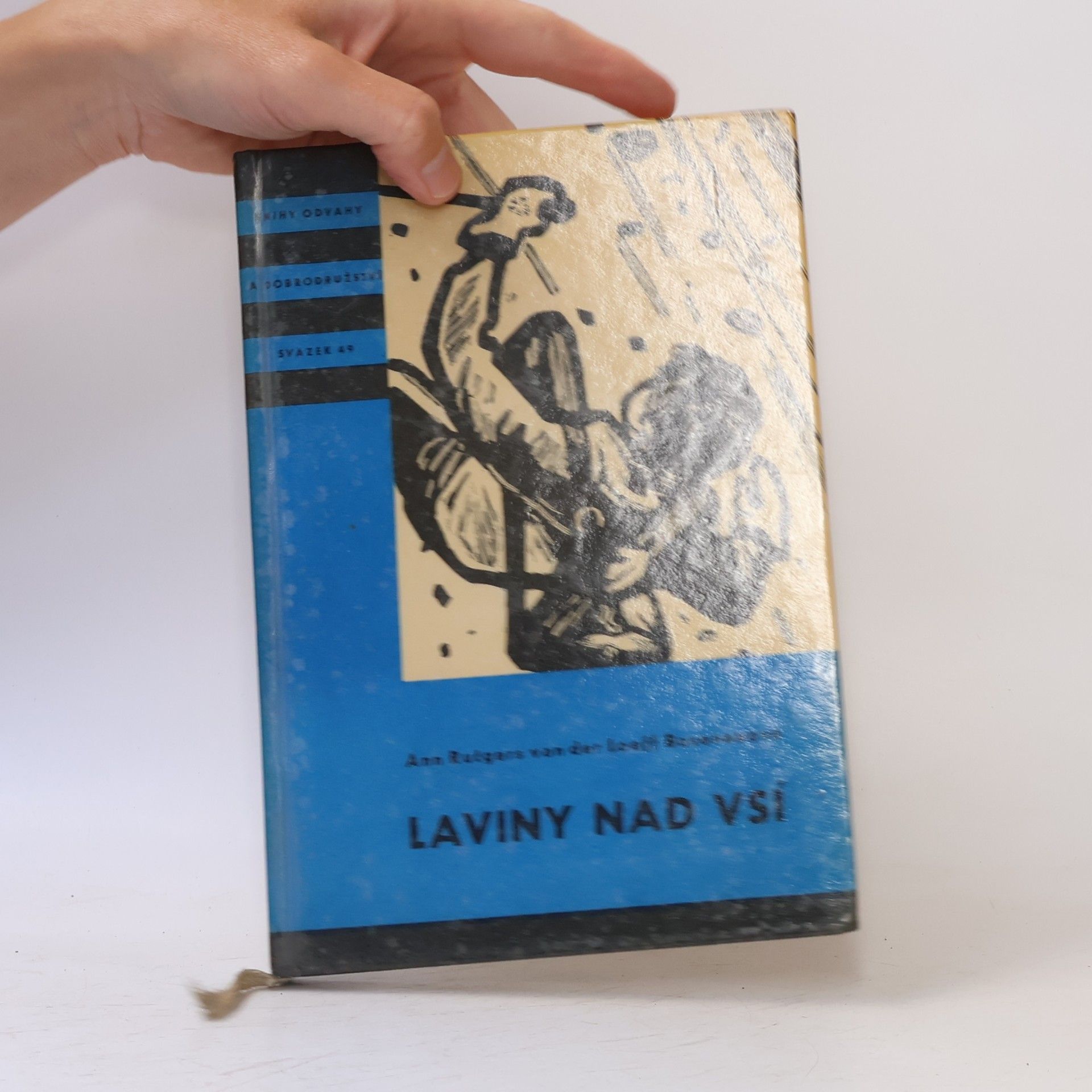 Ann Rutgers van der Loeff Basenauová Laviny nad vsí