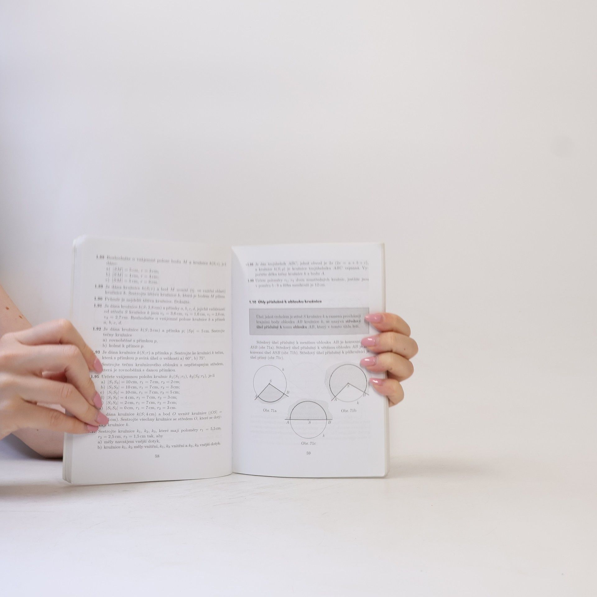 Eva Pomykalová Matematika pro gymnázia. Planimetrie