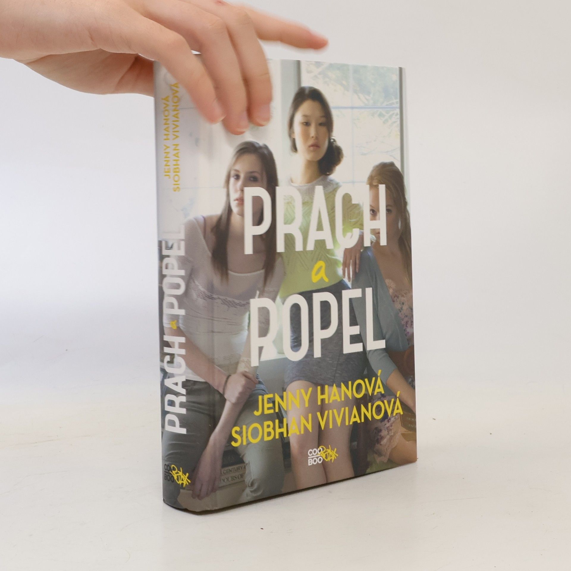 Jenny Han Prach a popel