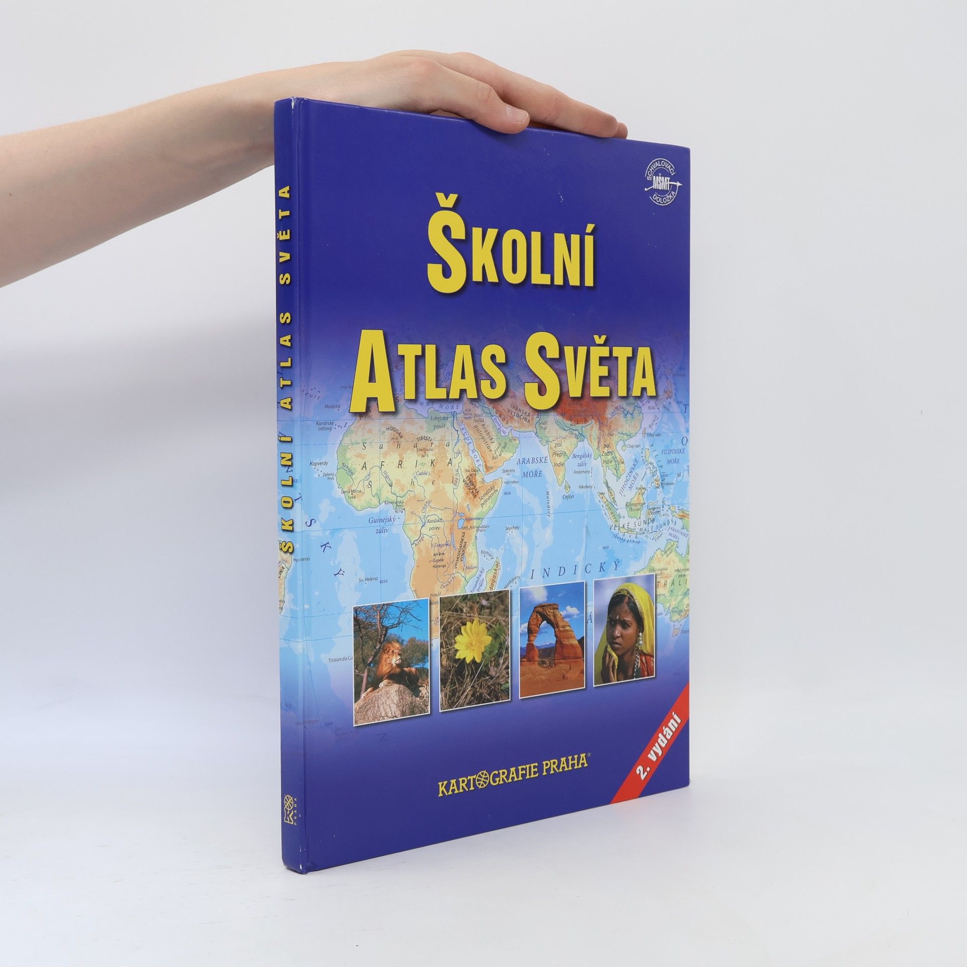 Kolektiv autorů Školní atlas světa
