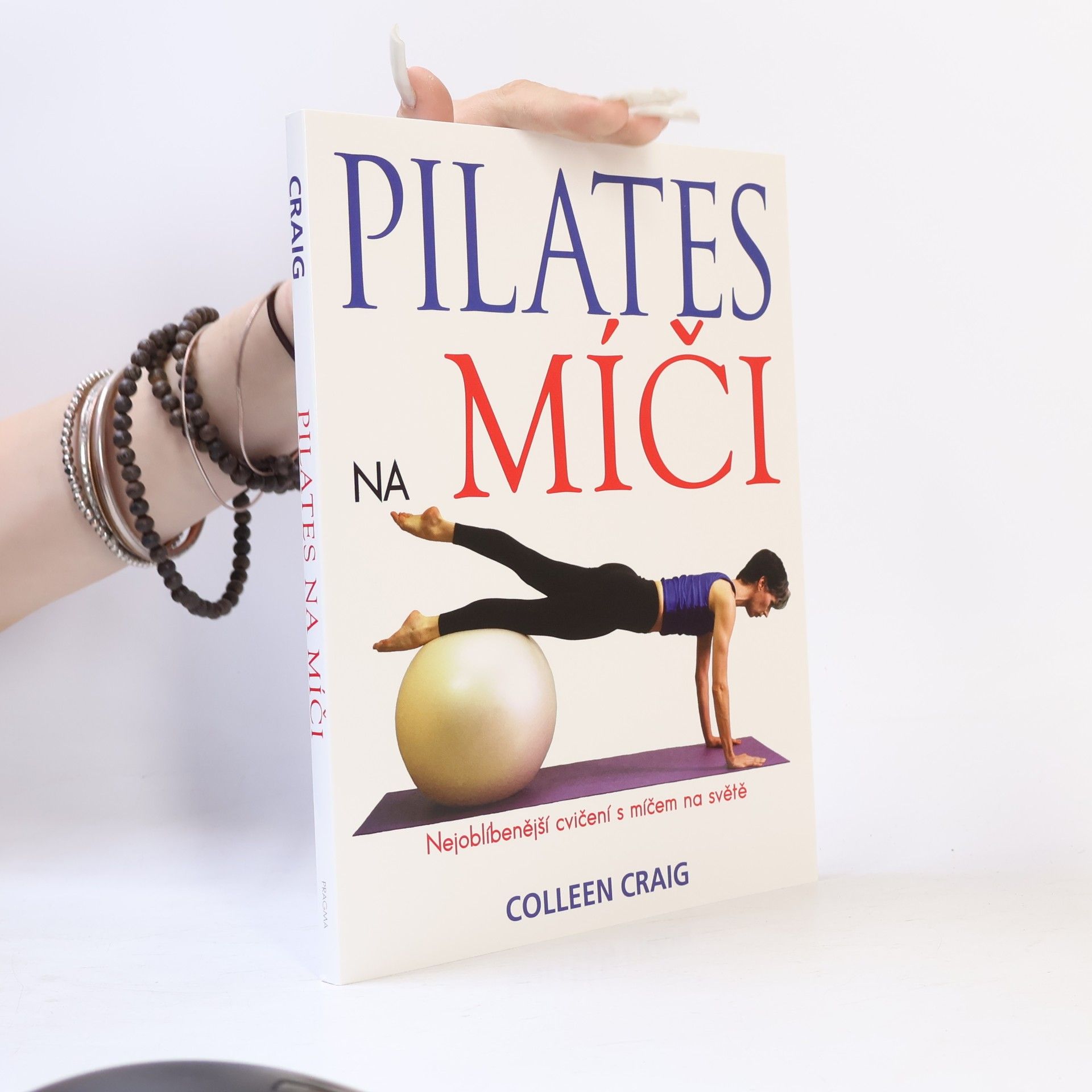 Colleen Craig Pilates na míči