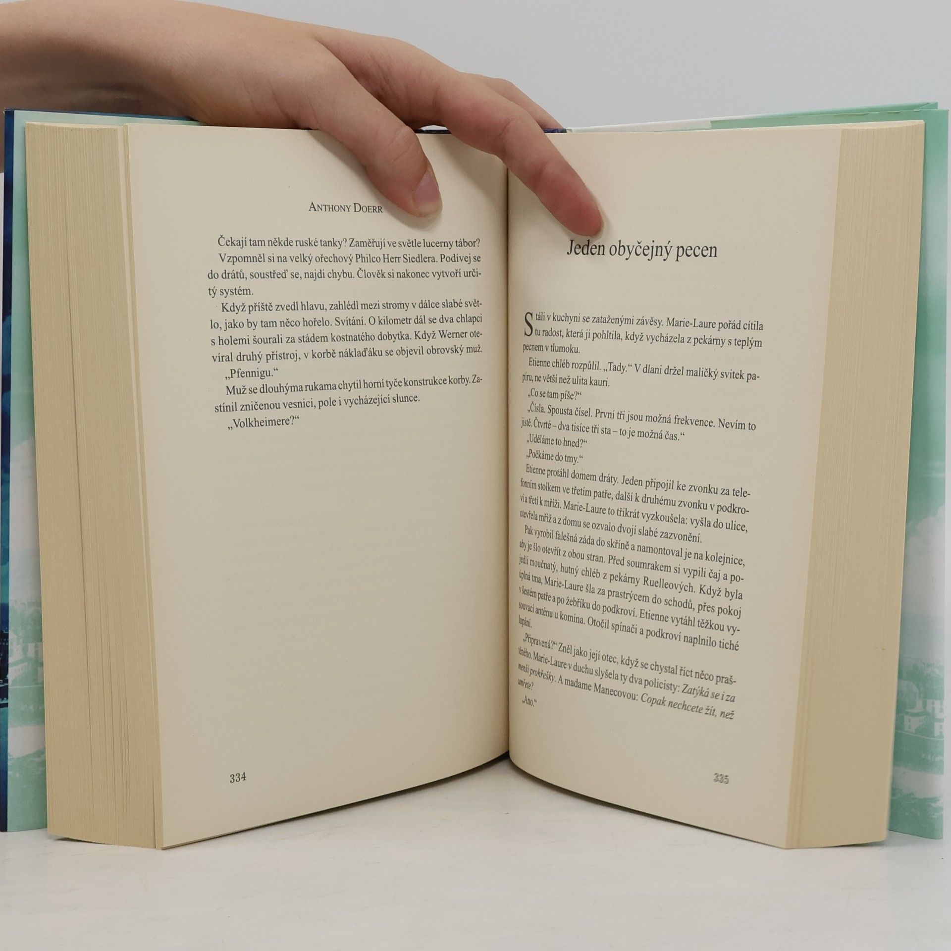 Anthony Doerr Jsou světla, která nevidíme