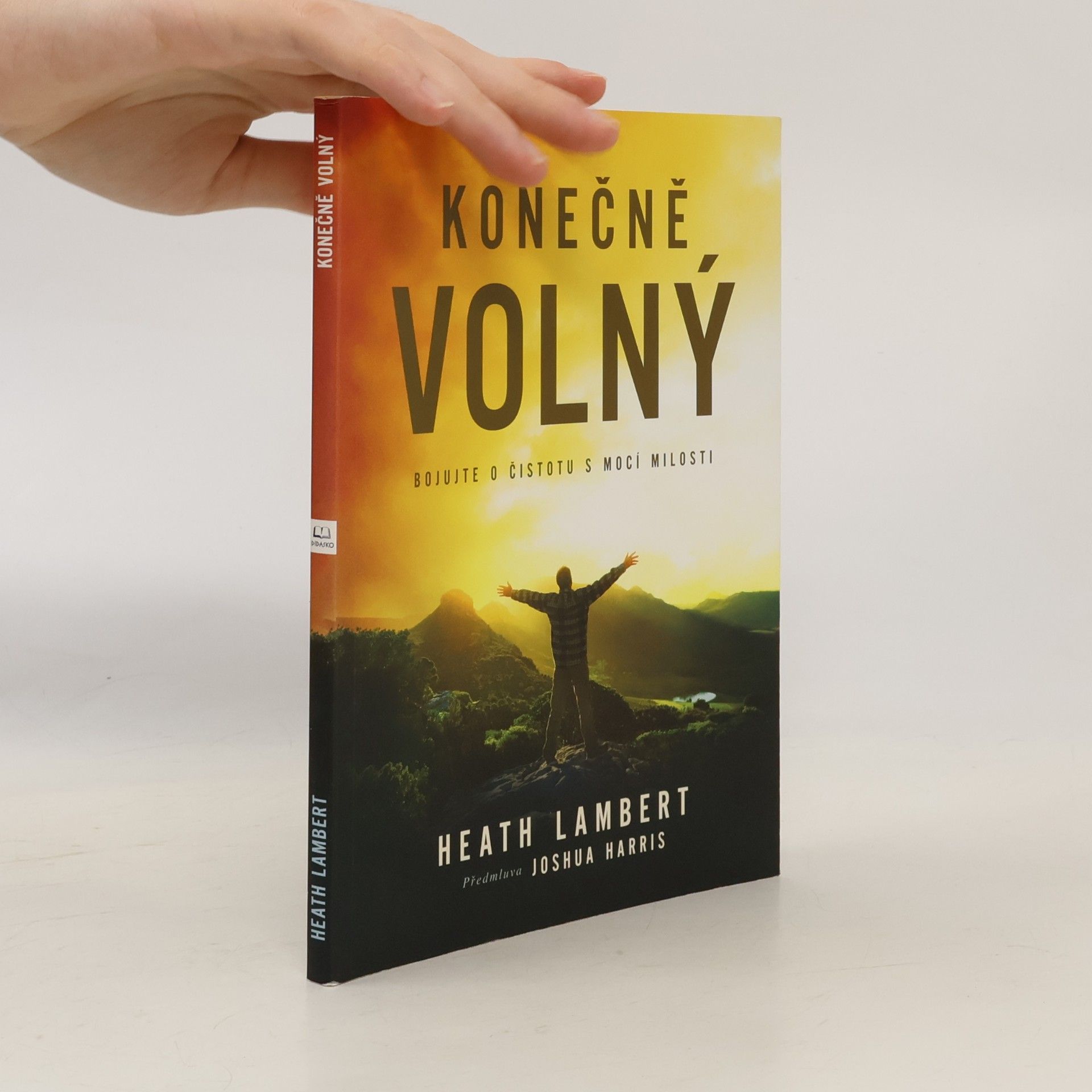 Heath Lambert Konečně volný