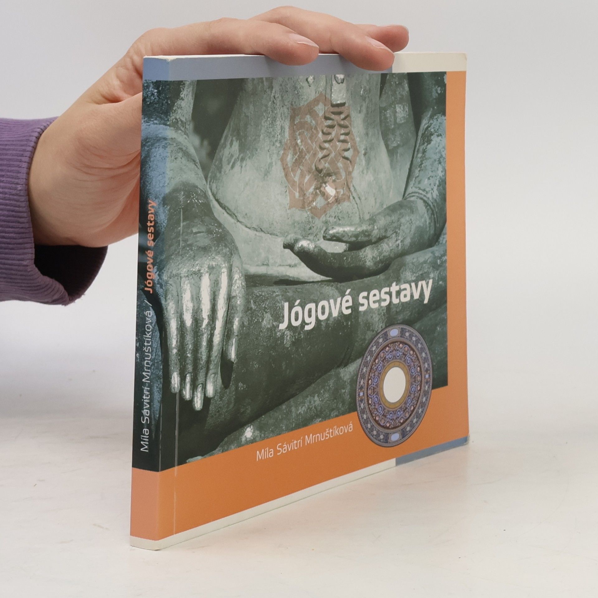 Míla Mrnuštíková Jógové sestavy