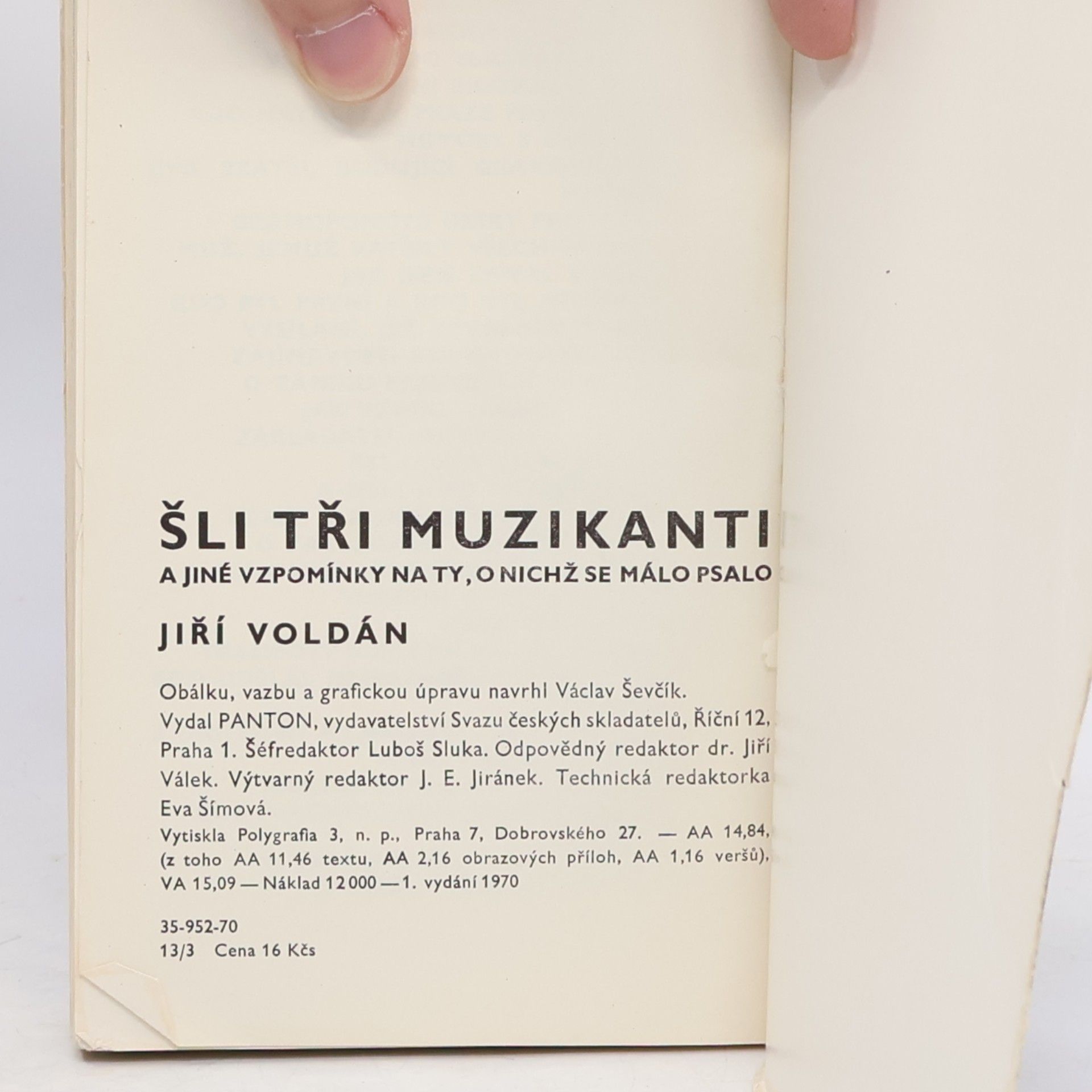 Jiří Voldán Šli tři muzikanti a jiné vzpomínky na ty, o nichž se málo psalo