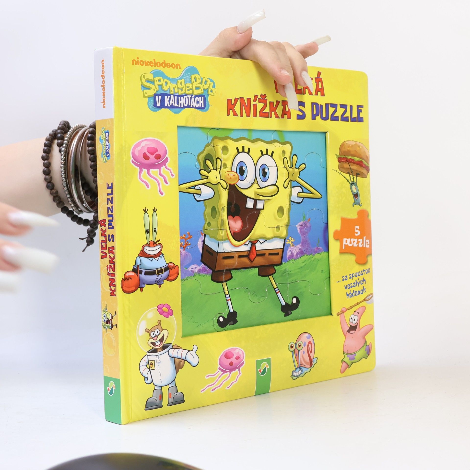 Autorenkollektiv Velká knížka s puzzle. SpongeBob v kalhotách