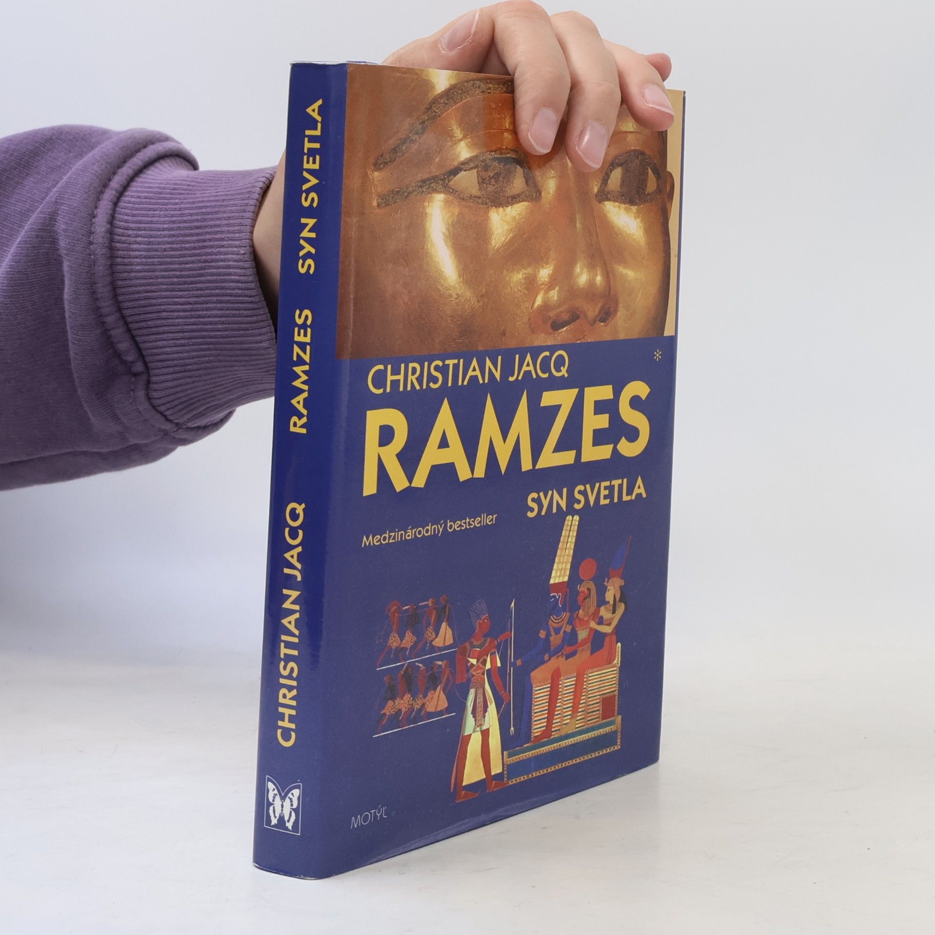 Christian Jacq Ramzes. Syn svetla