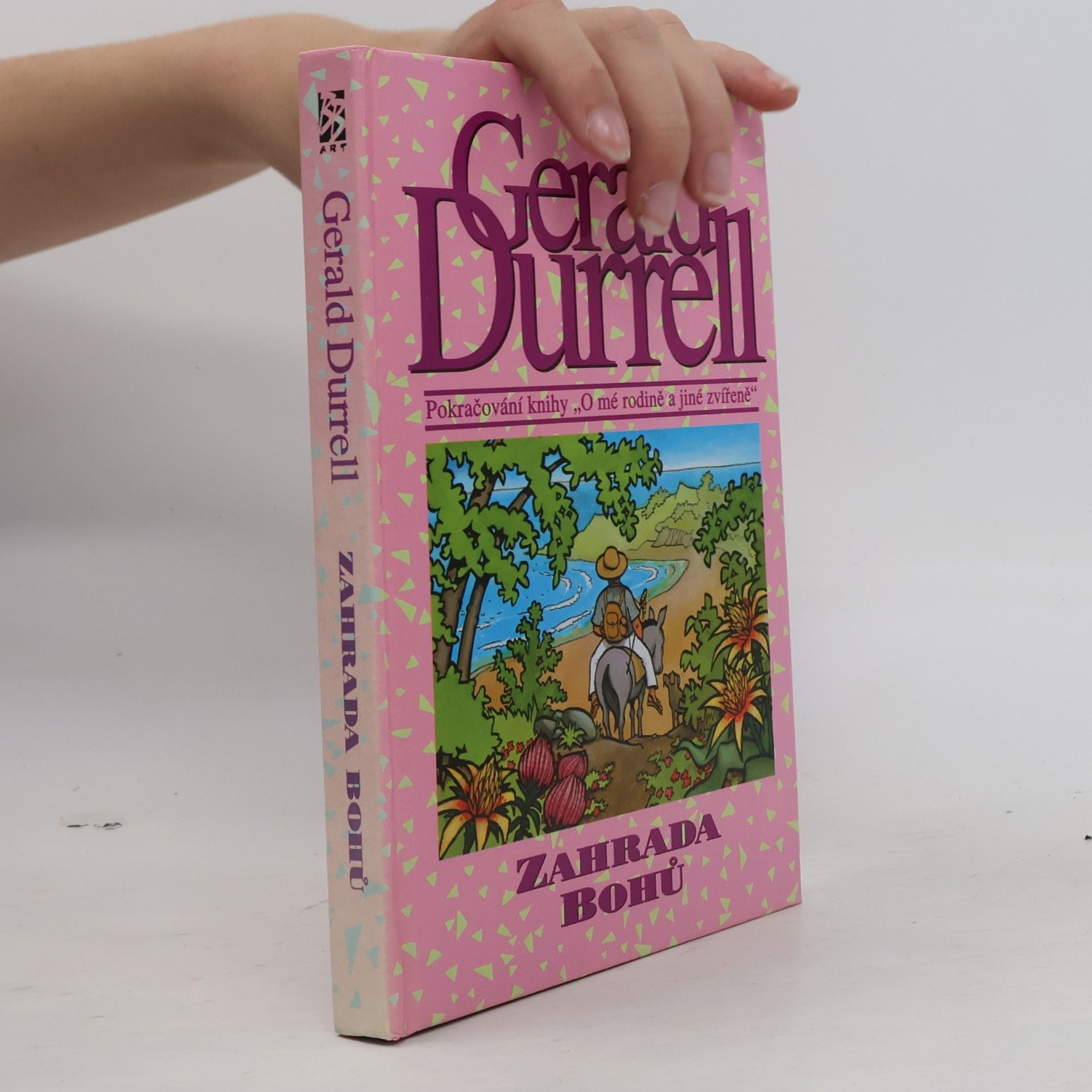 Gerald Durrell Zahrada bohů