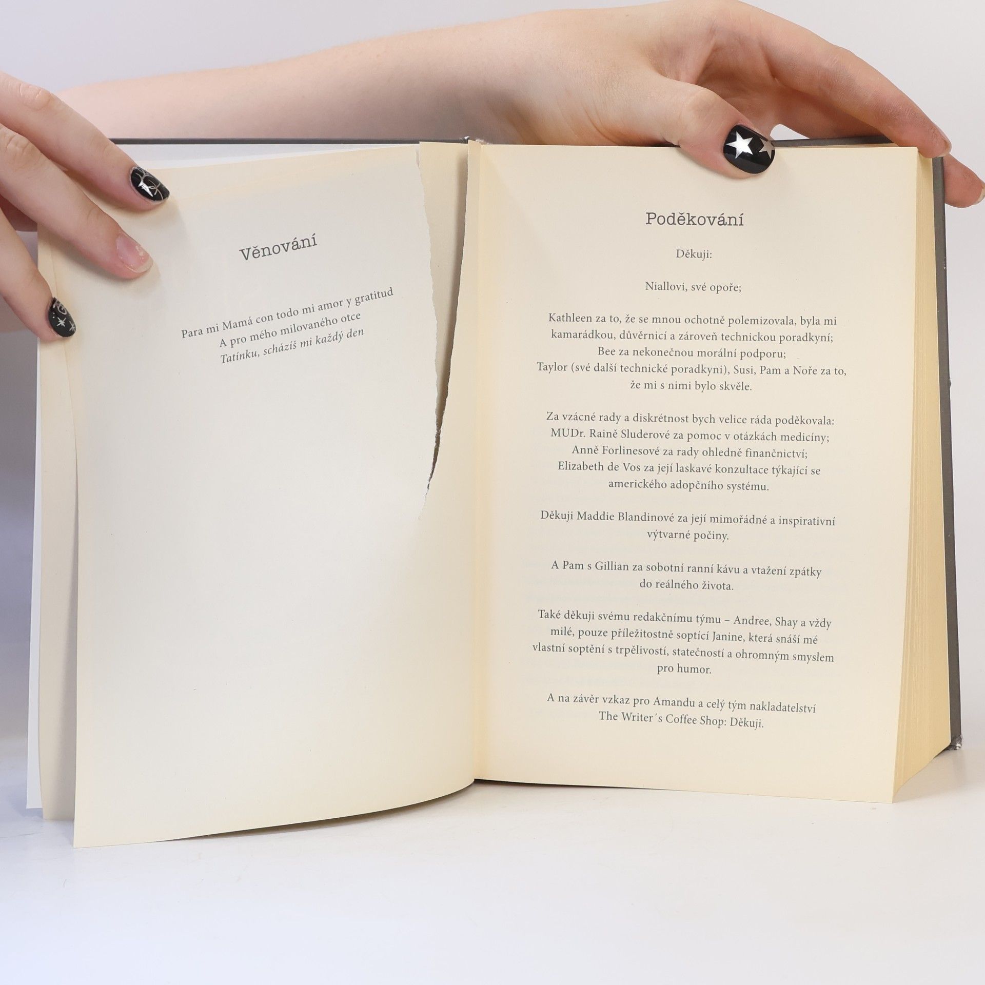 E. L. James Padesát odstínů svobody
