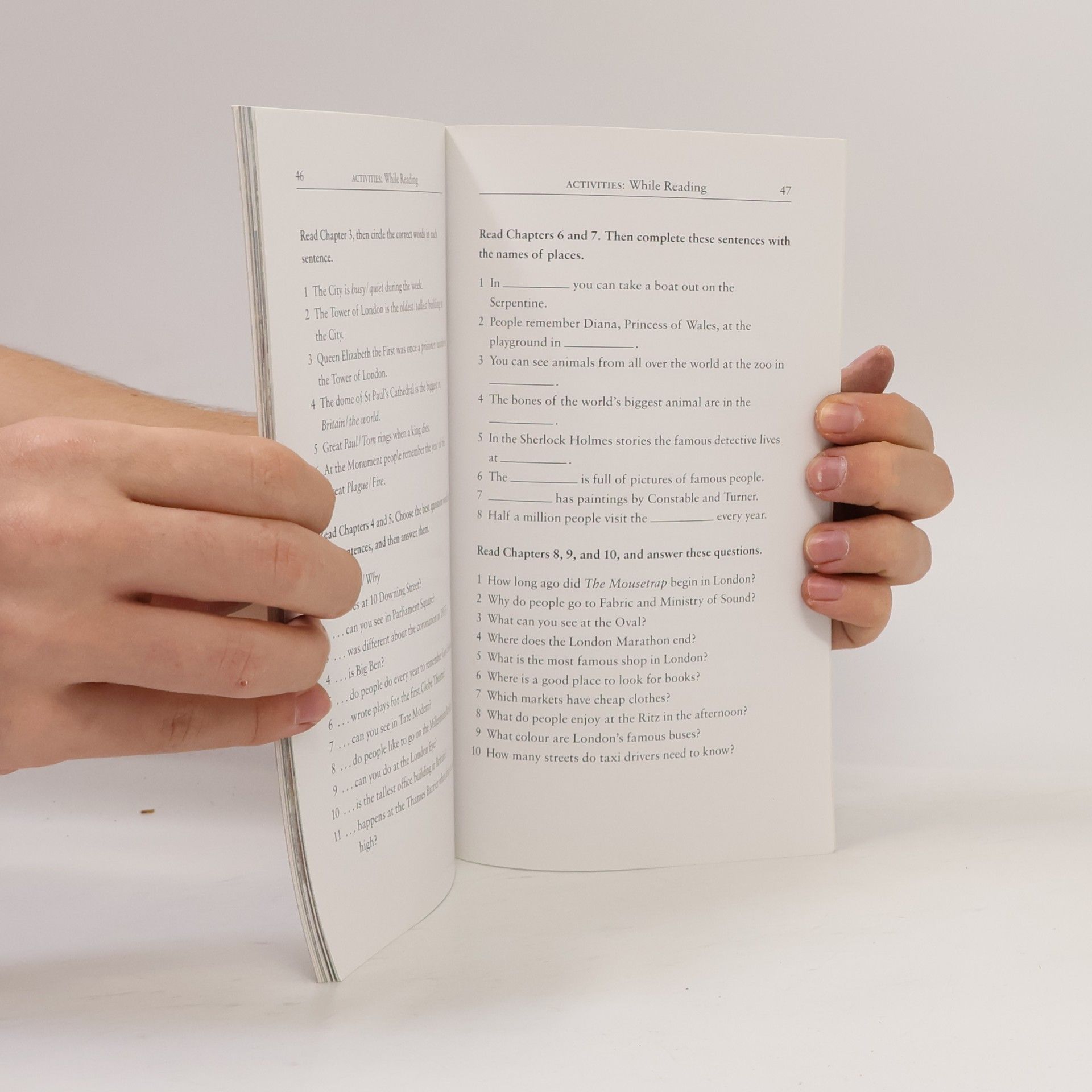 John Escott Oxford Bookworms Library Factfiles Level 1. London