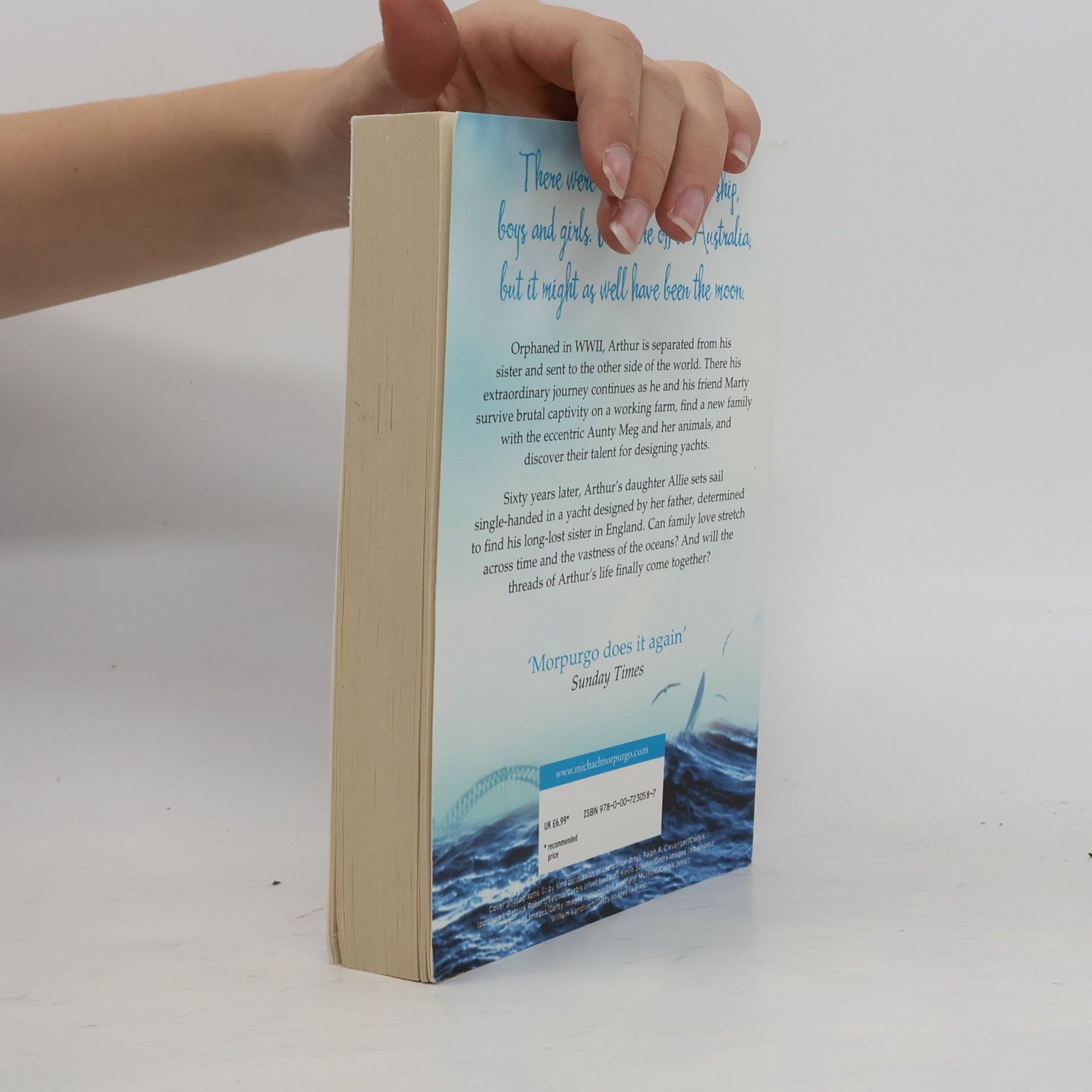 Michael Morpurgo Alone on a Wide Wide Sea