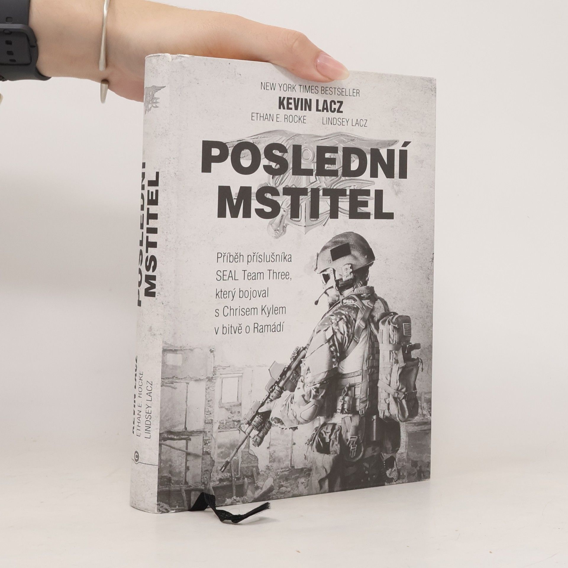 Kevin Lacz Poslední mstitel