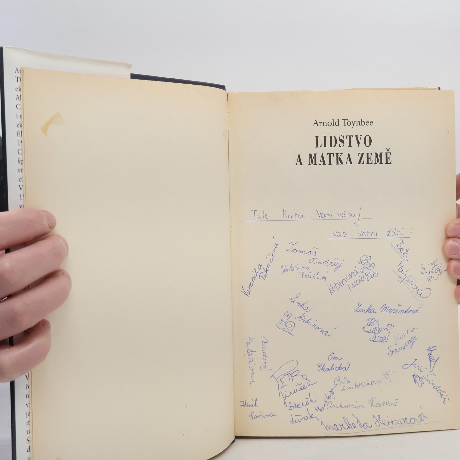 Arnold Joseph Toynbee Lidstvo a matka Země : Vyprávění o dějinách světa