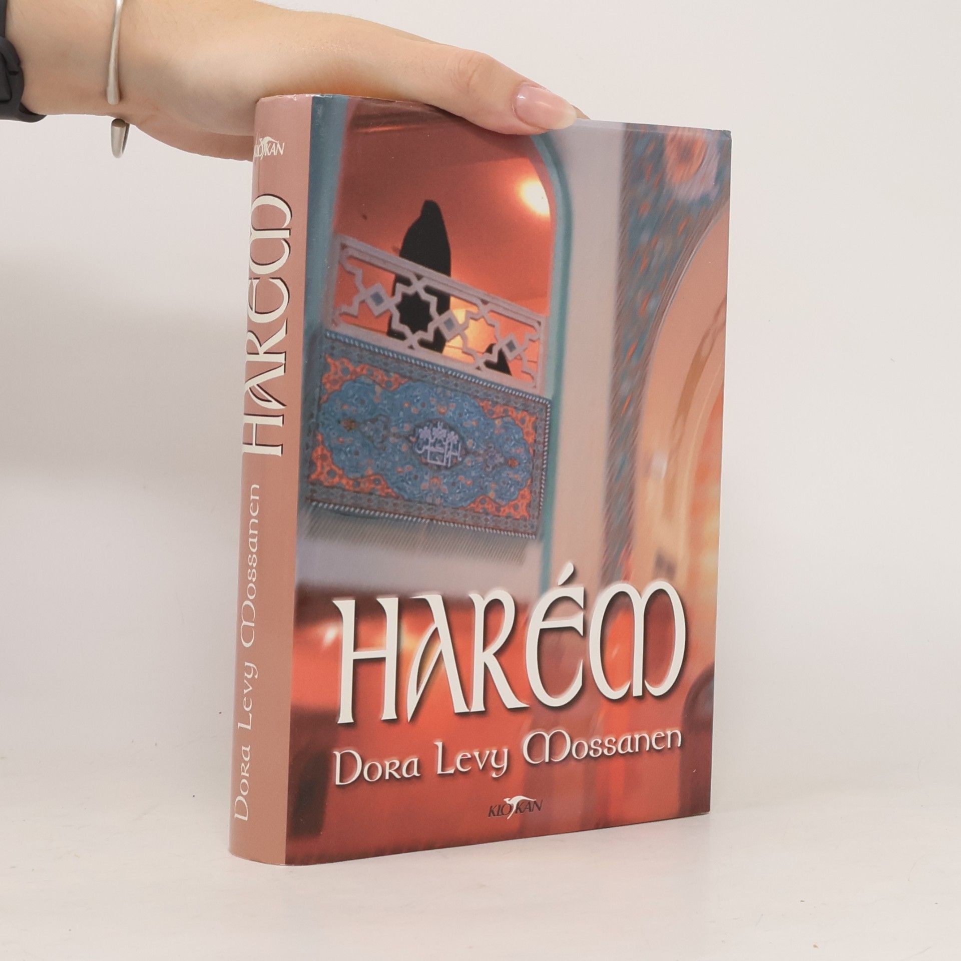 Mossanen Dora Levy Harém