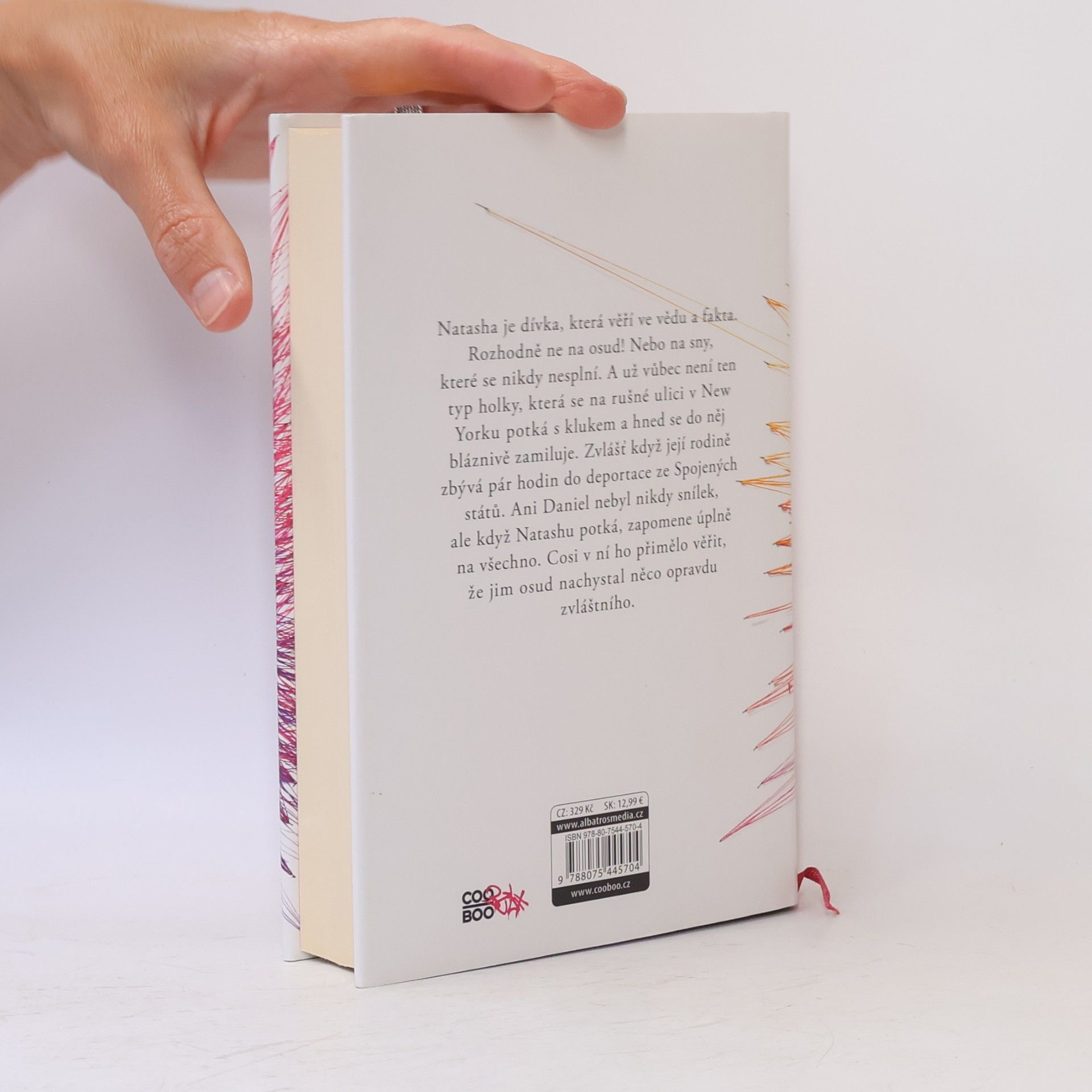 Nicola Yoon Slunce je také hvězda
