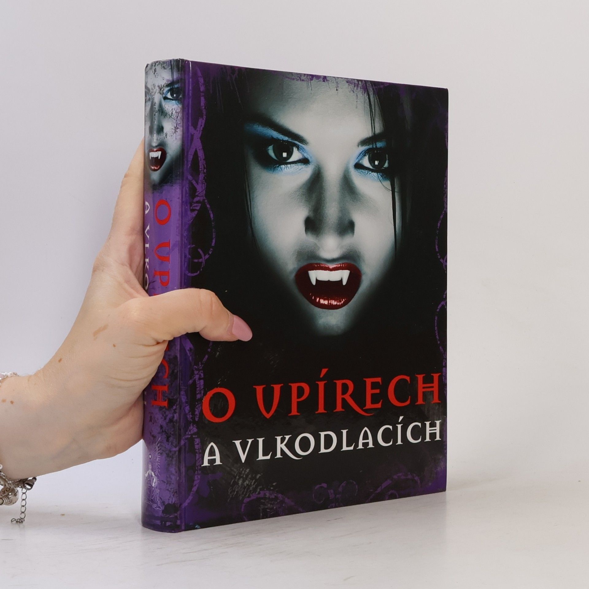Tig Thomas O upírech a vlkodlacích