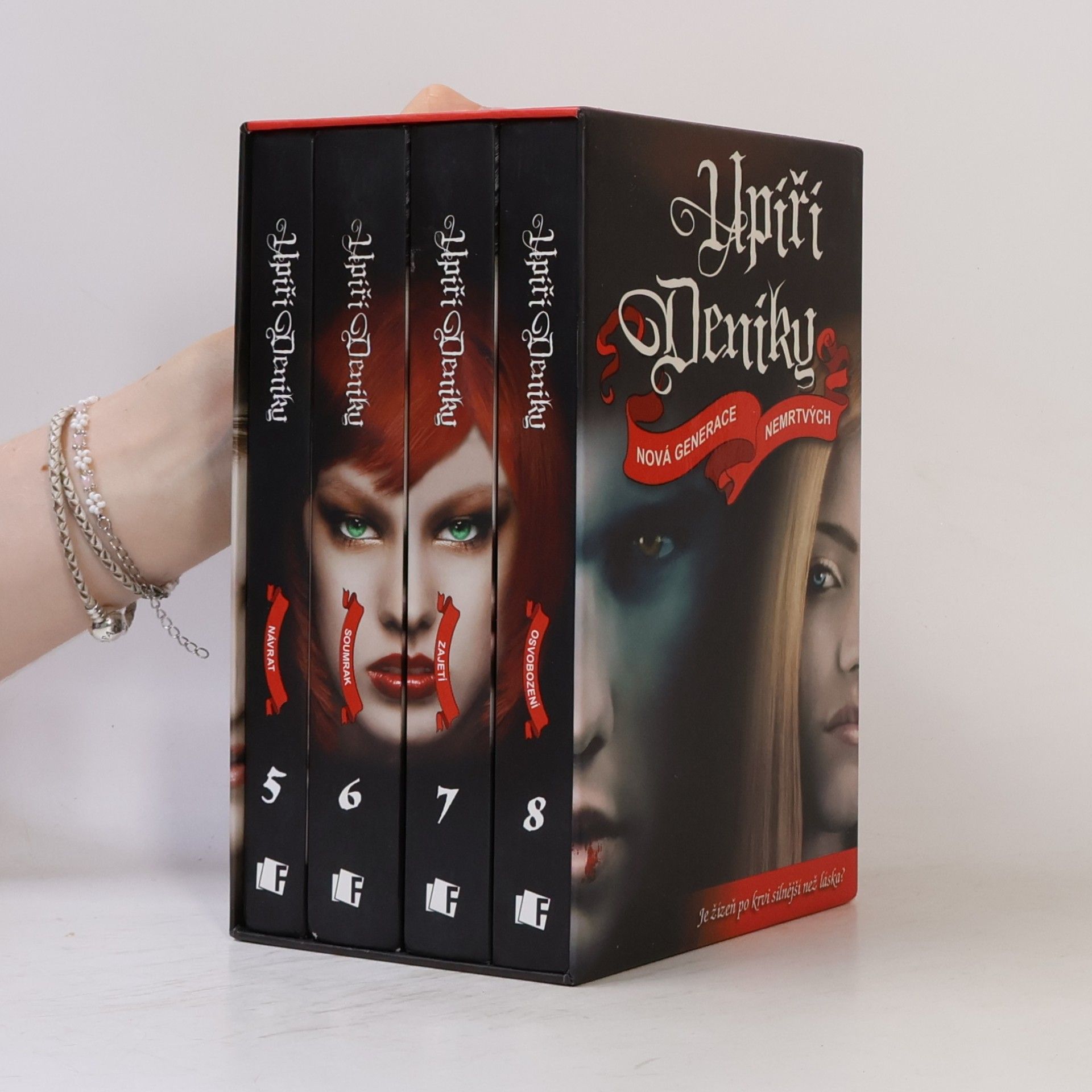 L. J. Smith Upíří deníky 5.–8. díl (box)