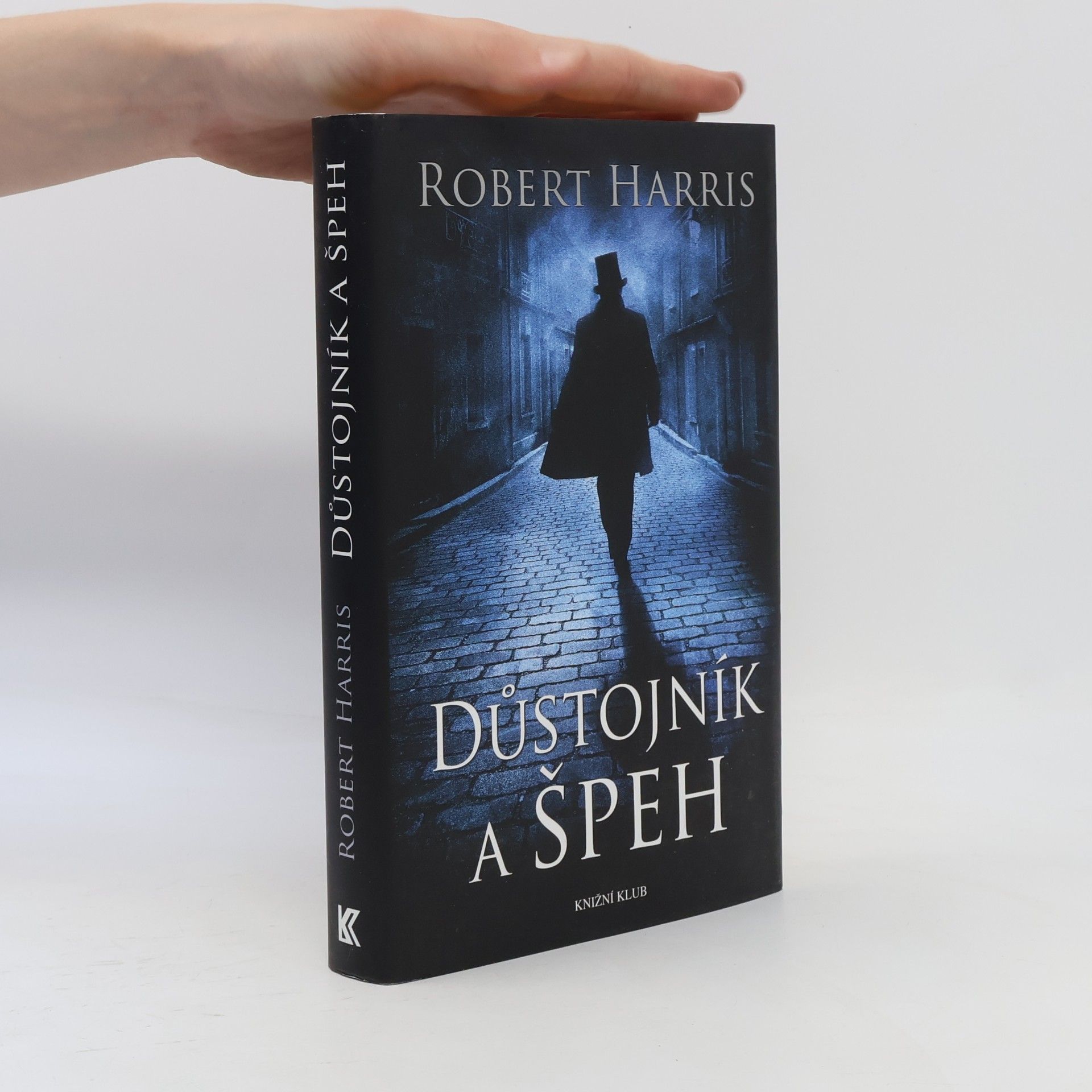 Robert Harris Důstojník a špeh