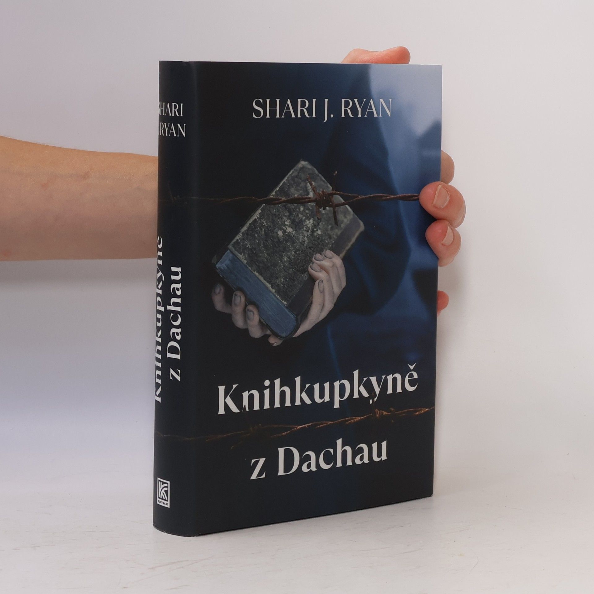 Shari J. Ryan Knihkupkyně z Dachau