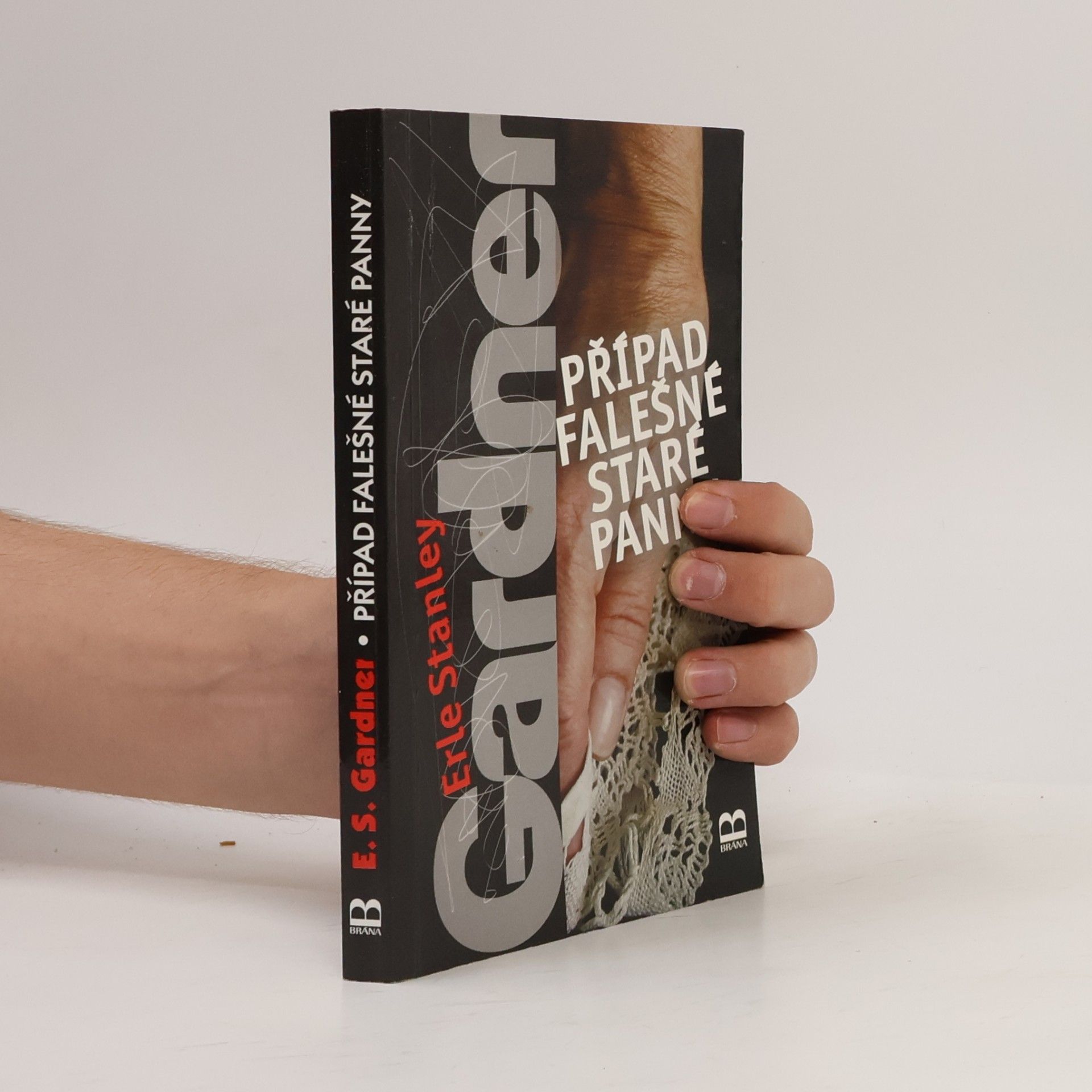 Erle Stanley Gardner Případ falešné staré panny