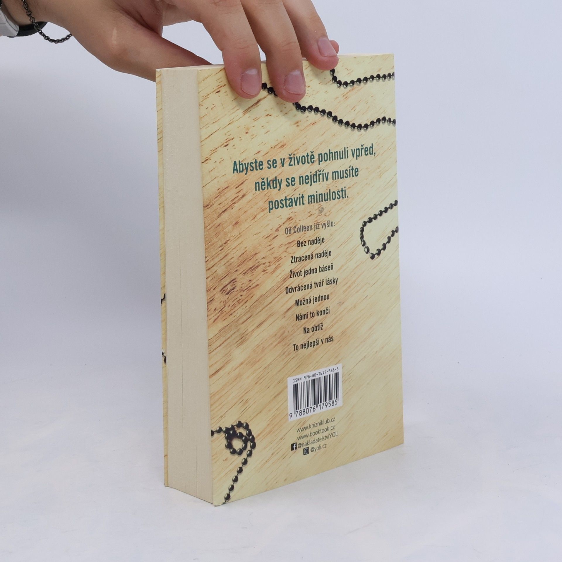 Colleen Hoover Ztracená naděje