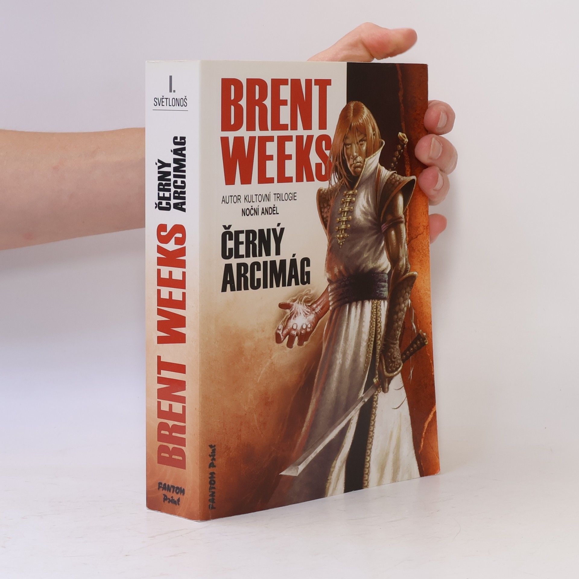 Brent Weeks Černý arcimág