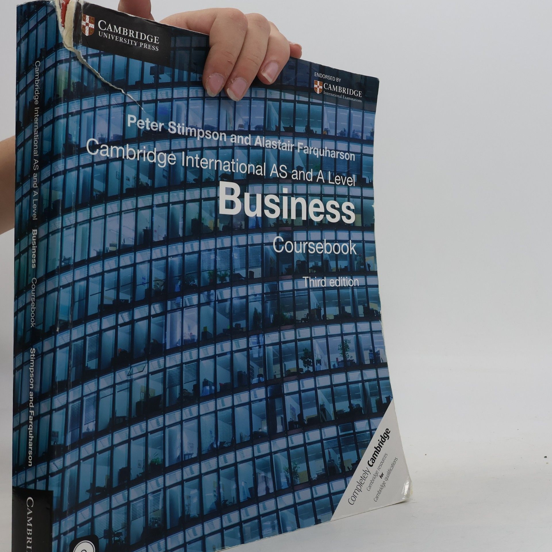 Alastair Farquharson Cambridge International AS and A Level Business Coursebook with CD-ROM - Third Edition