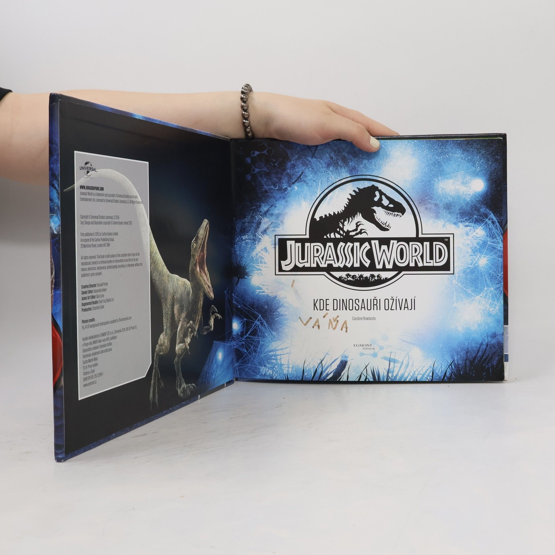 Caroline Rowlands Jurassic World. Kde dinosauři ožívají