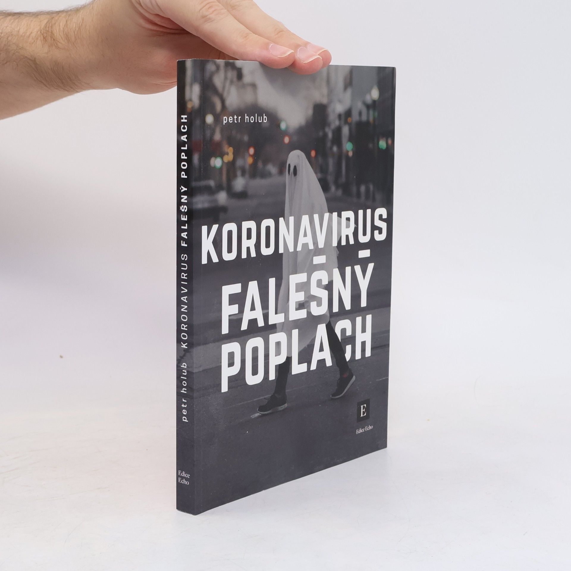 Petr Holub Koronavirus - falešný poplach