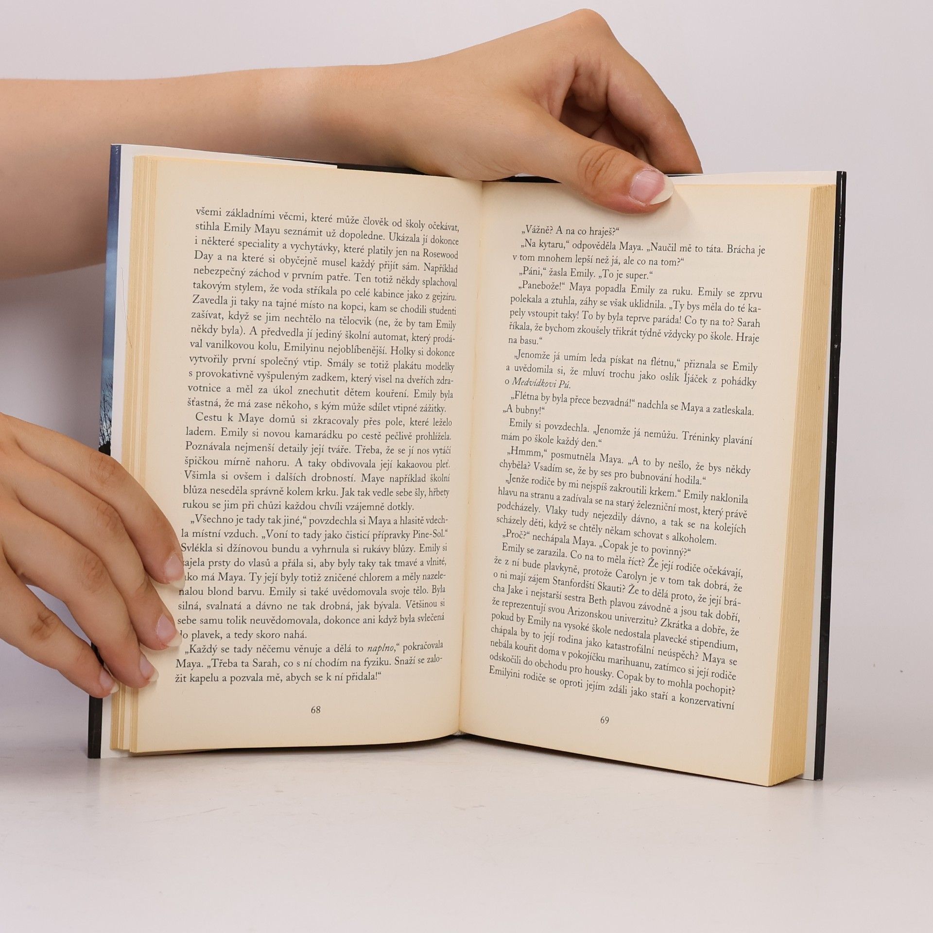 Sara Shepard Roztomilé malé lhářky
