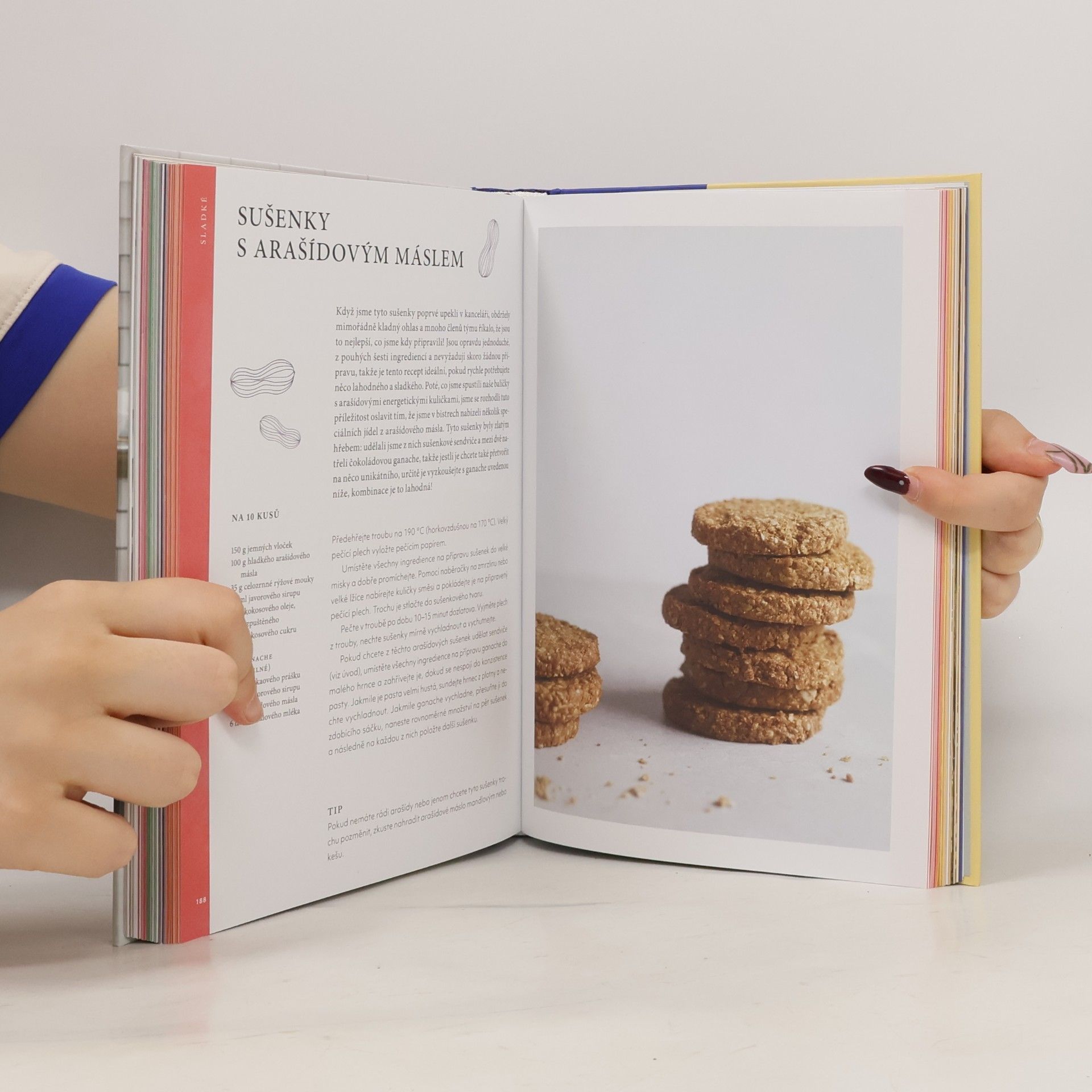 Ella Mills Lahodně s Ellou. Veganská kuchařka