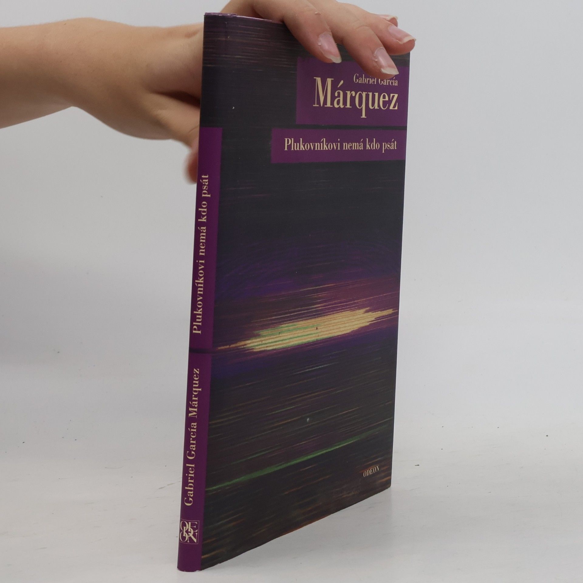 Gabriel García Márquez Plukovníkovi nemá kdo psát