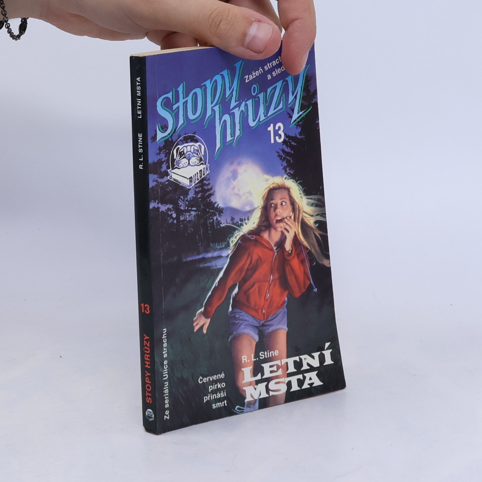 R. L. Stine Letní msta - Stopy hrůzy, svazek 13
