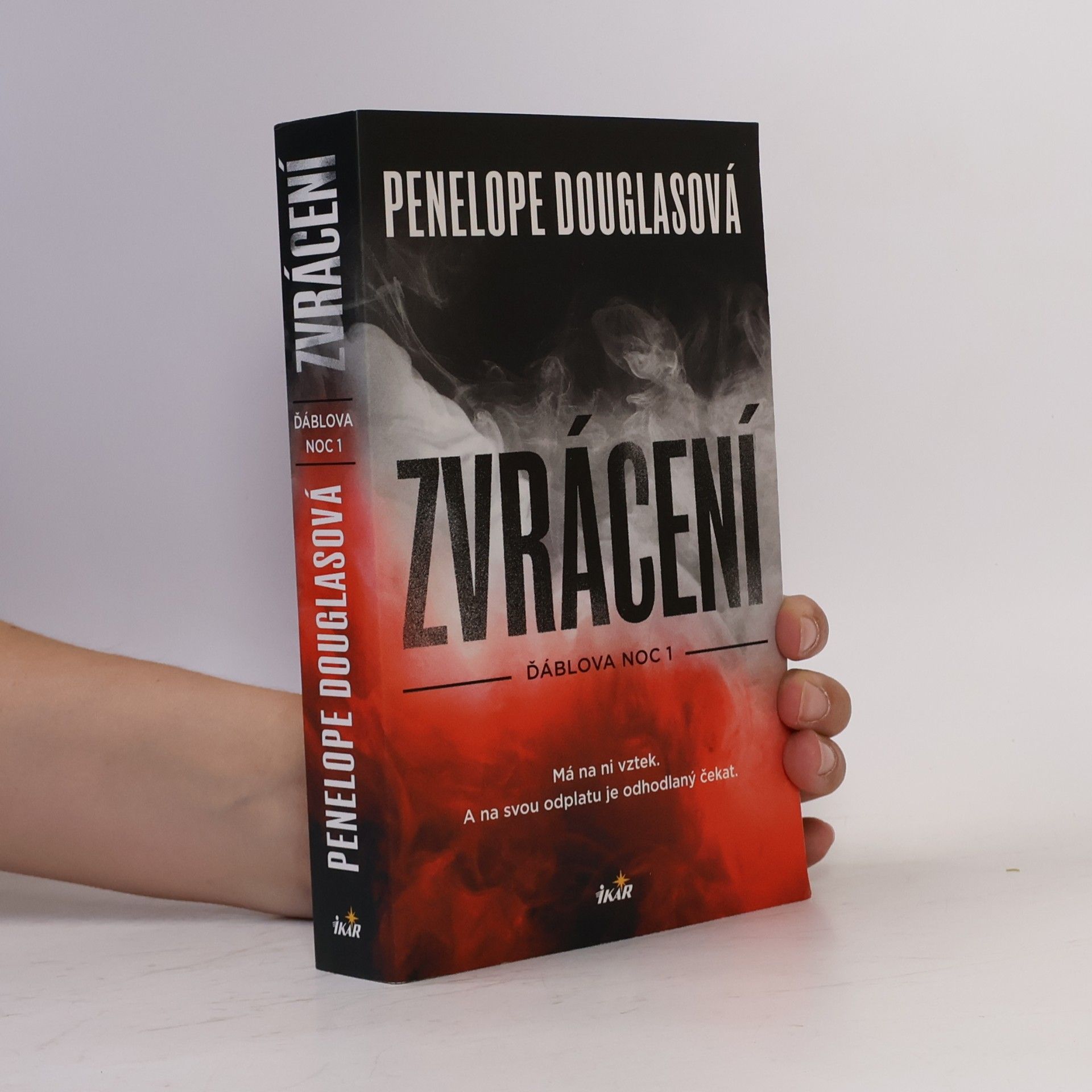 Penelope Douglas Zvrácení