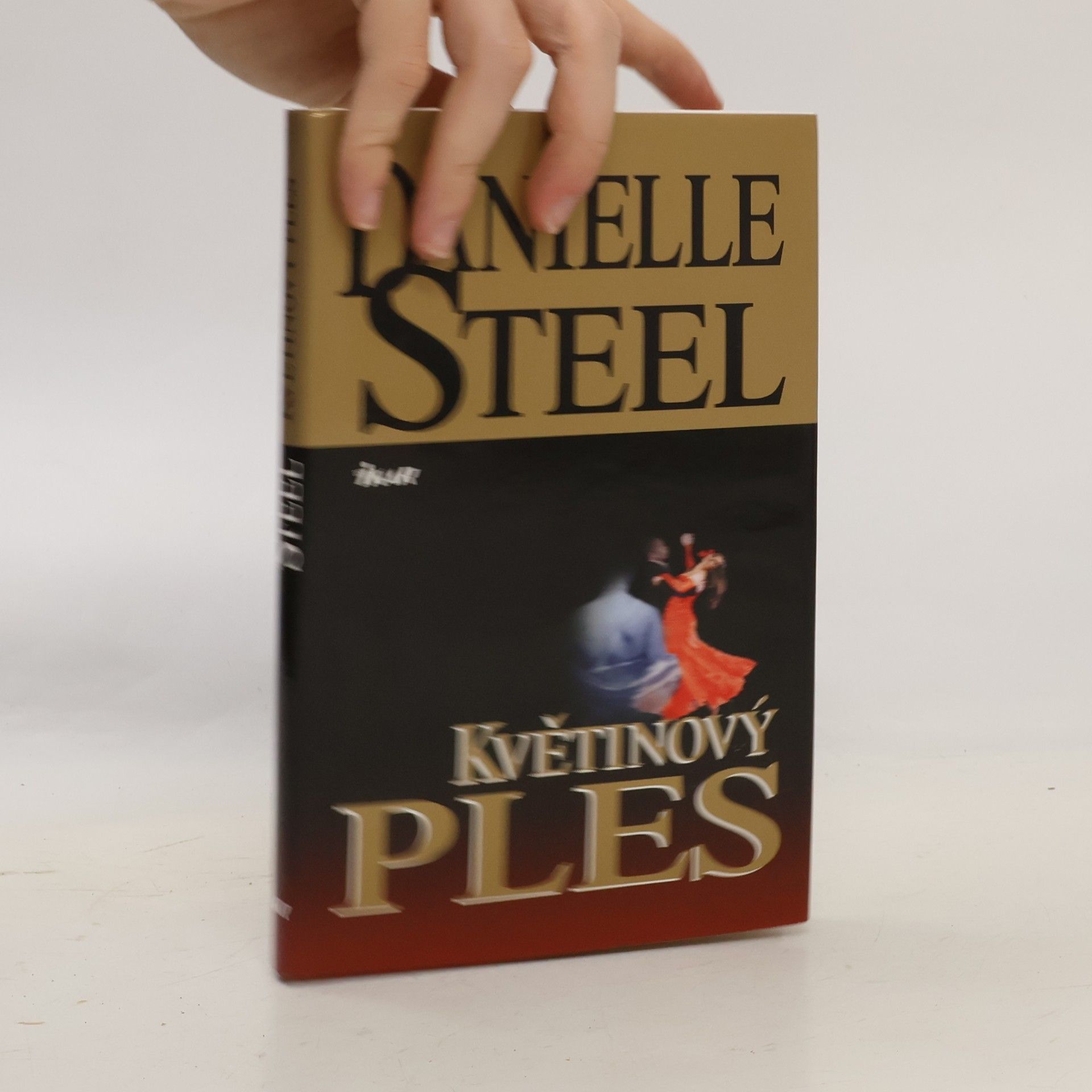 Danielle Steel Květinový ples
