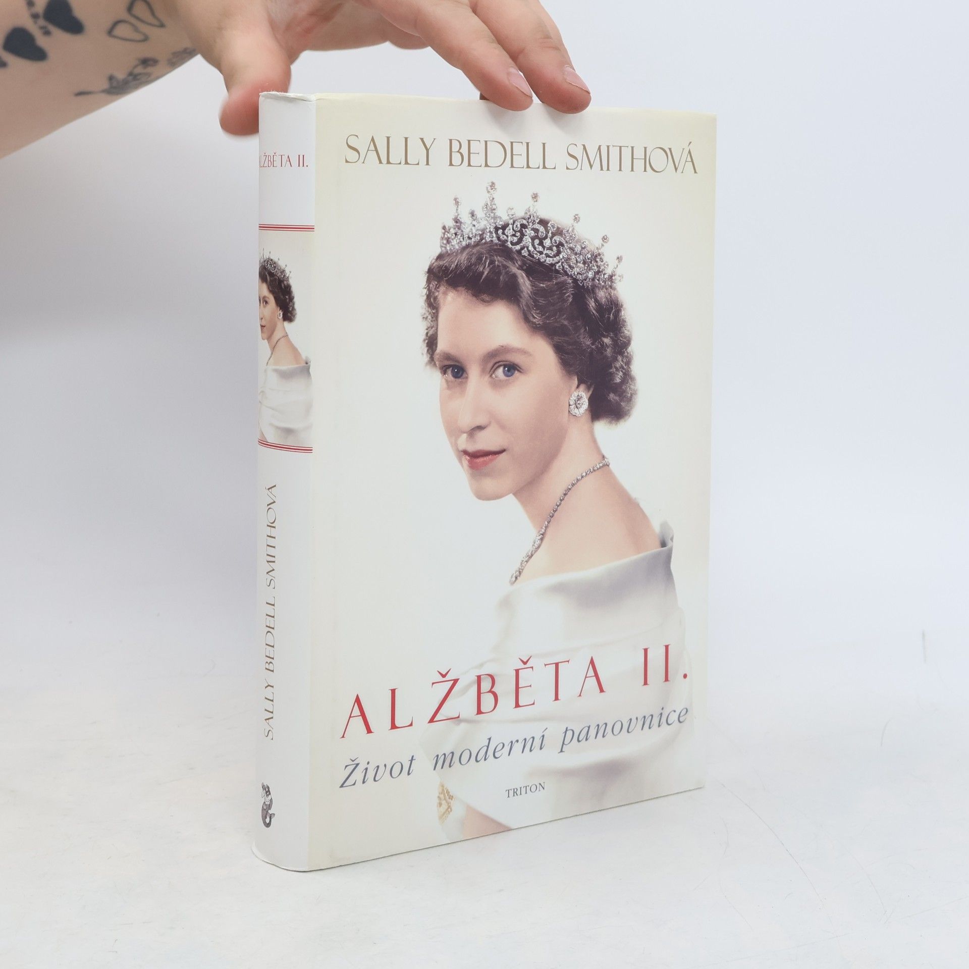 Sally Bedell Smith Alžběta II. Život moderní panovnice