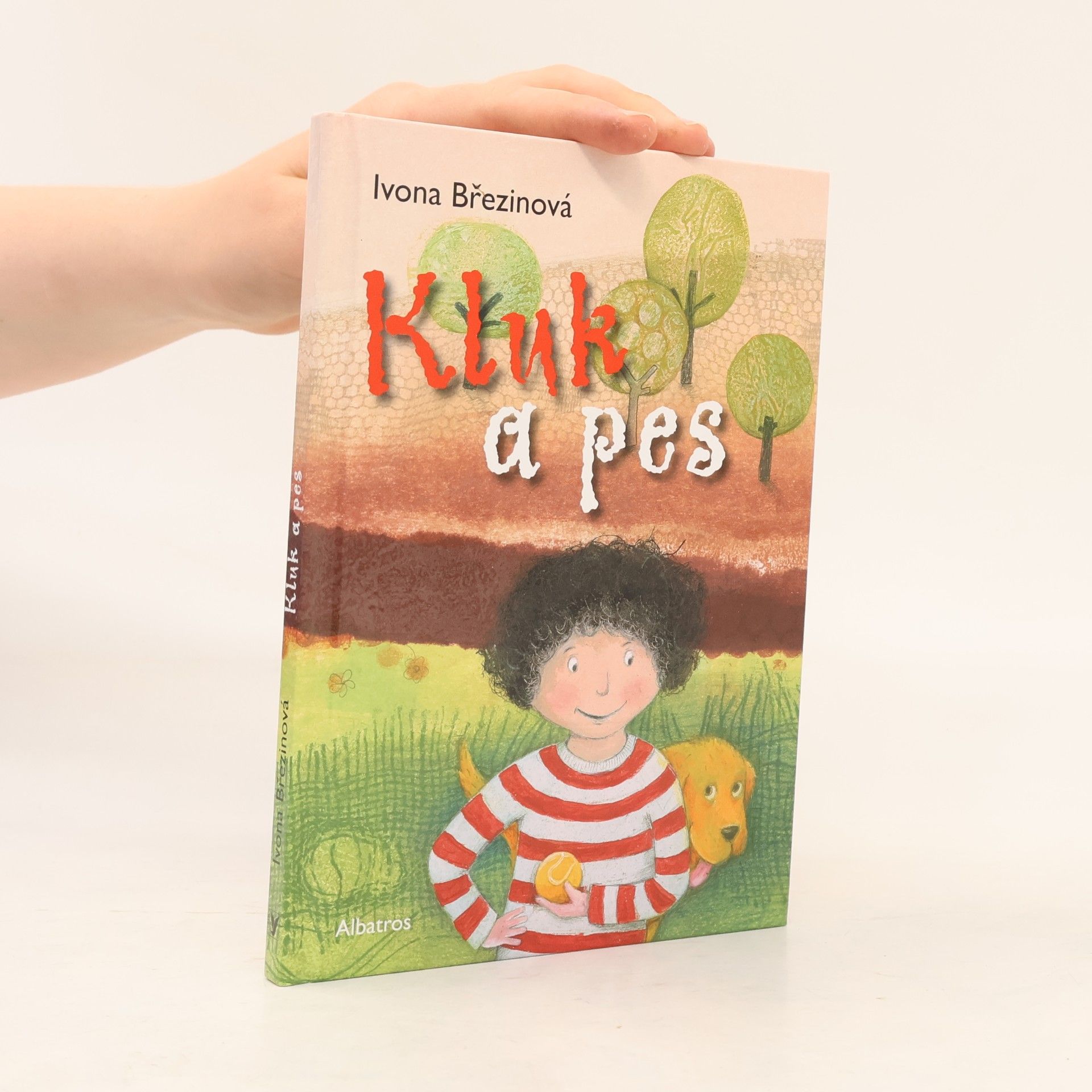 Ivona Březinová Kluk a pes