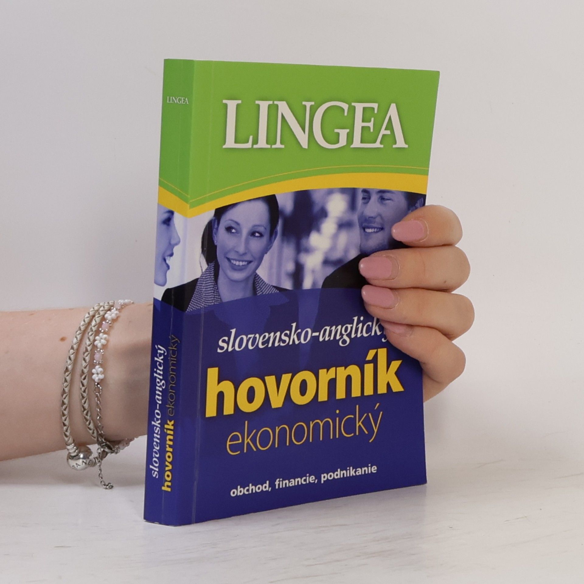 Various authors Slovensko-anglický hovorník ekonomický