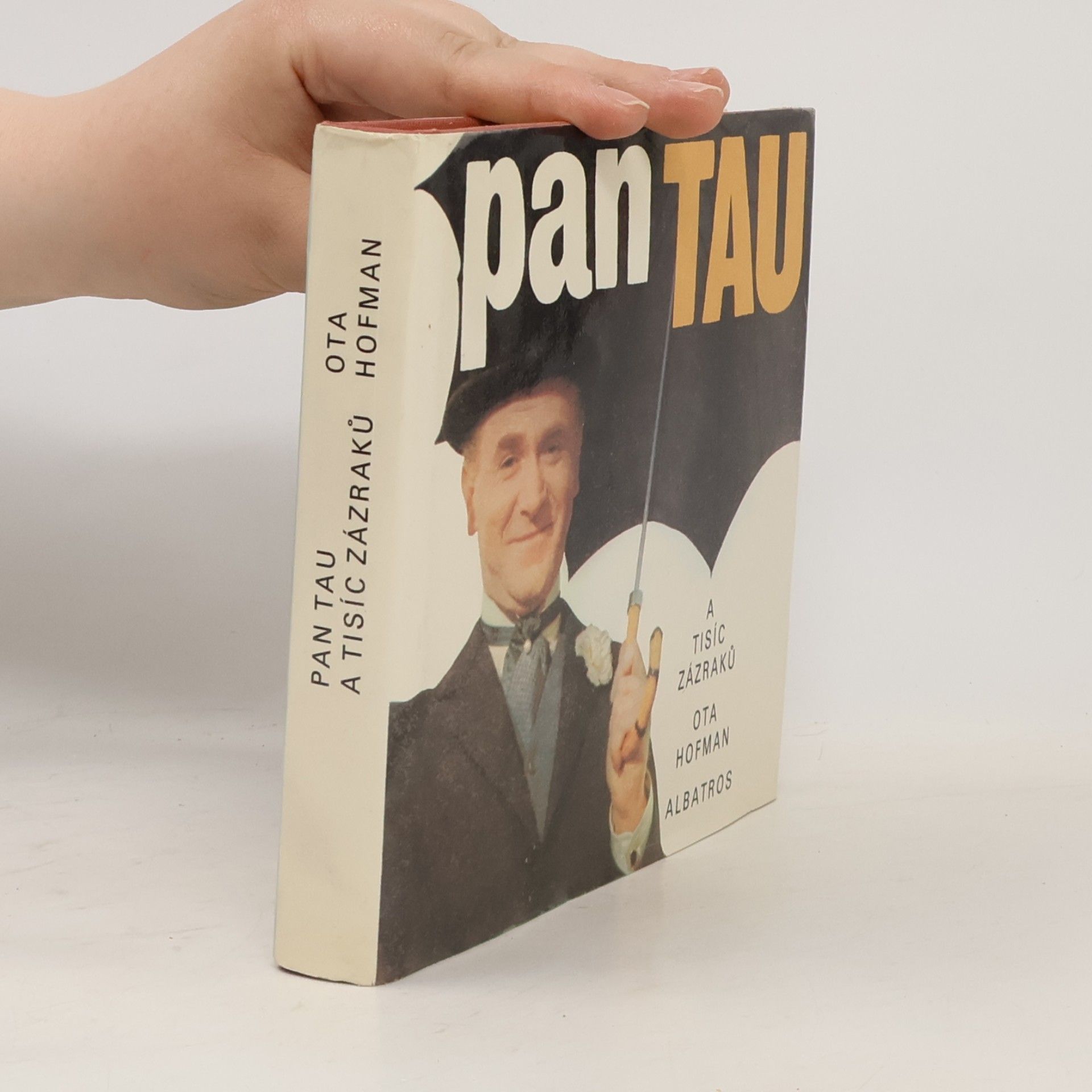 Ota Hofman Pan Tau a tisíc zázraků