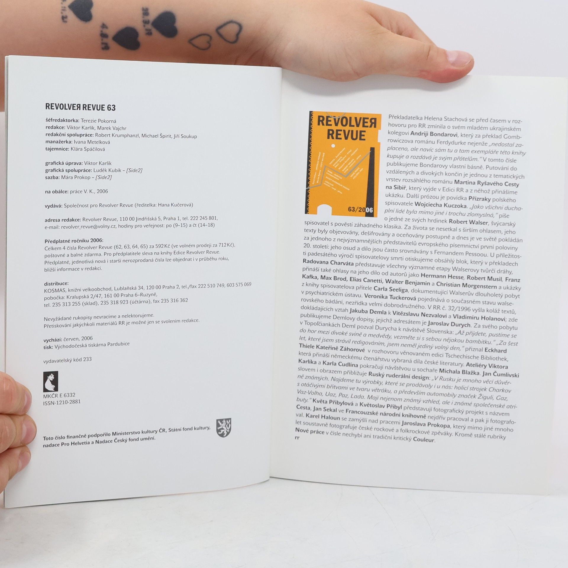 Kolektiv autorů Revolver Revue 63