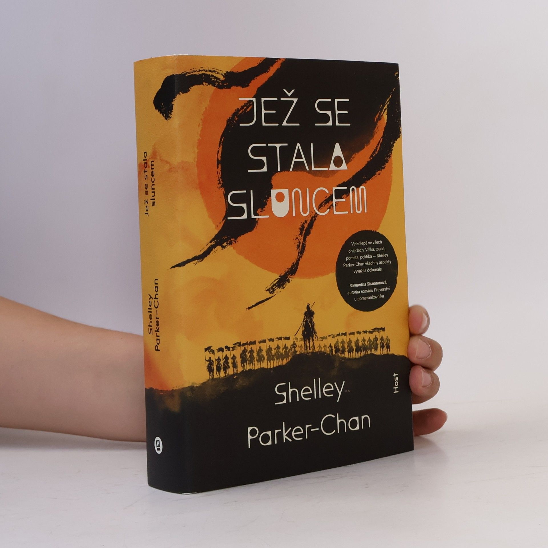 Shelley Parker Chan Jež se stala sluncem