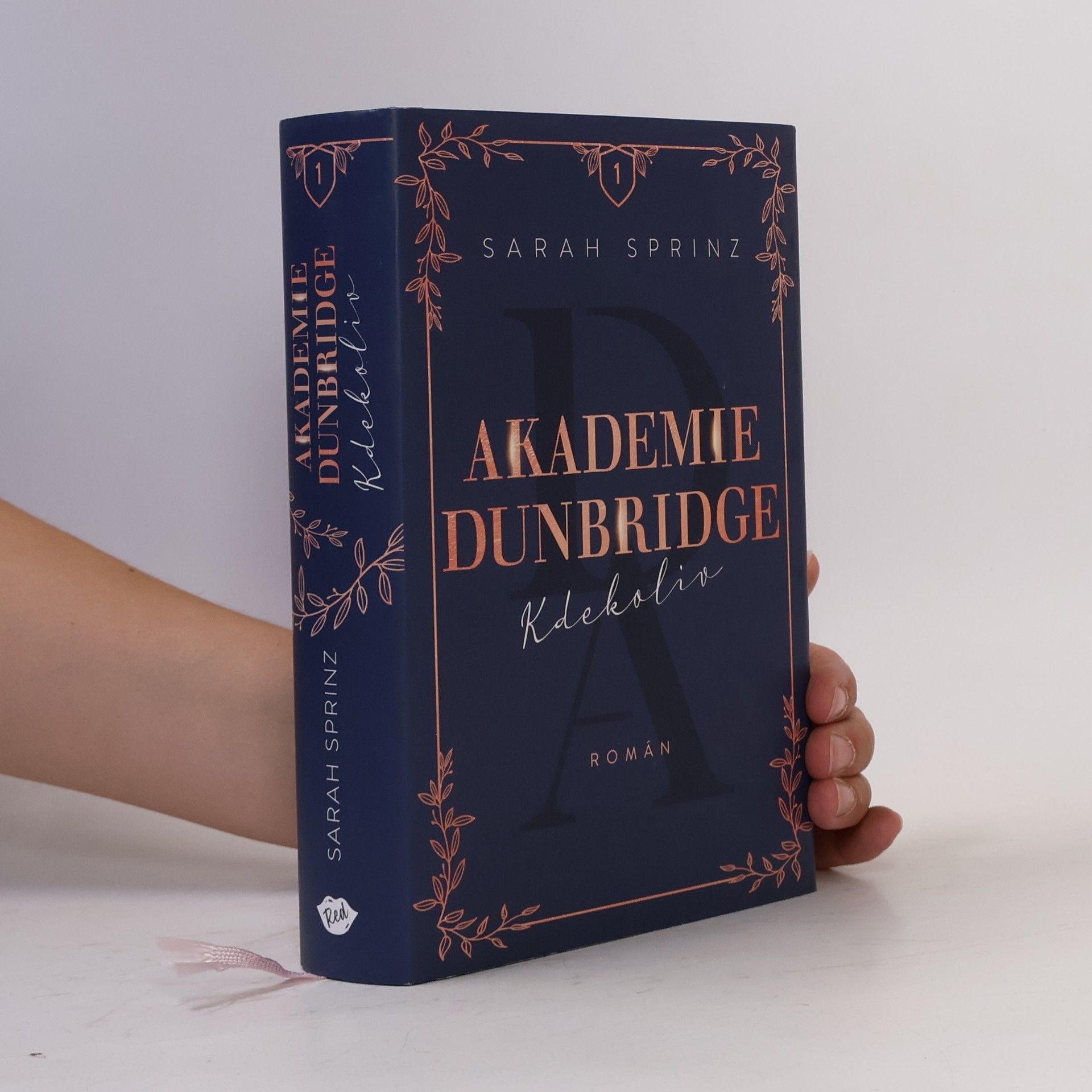 Sarah Sprinz Akademie Dunbridge. Kdekoliv