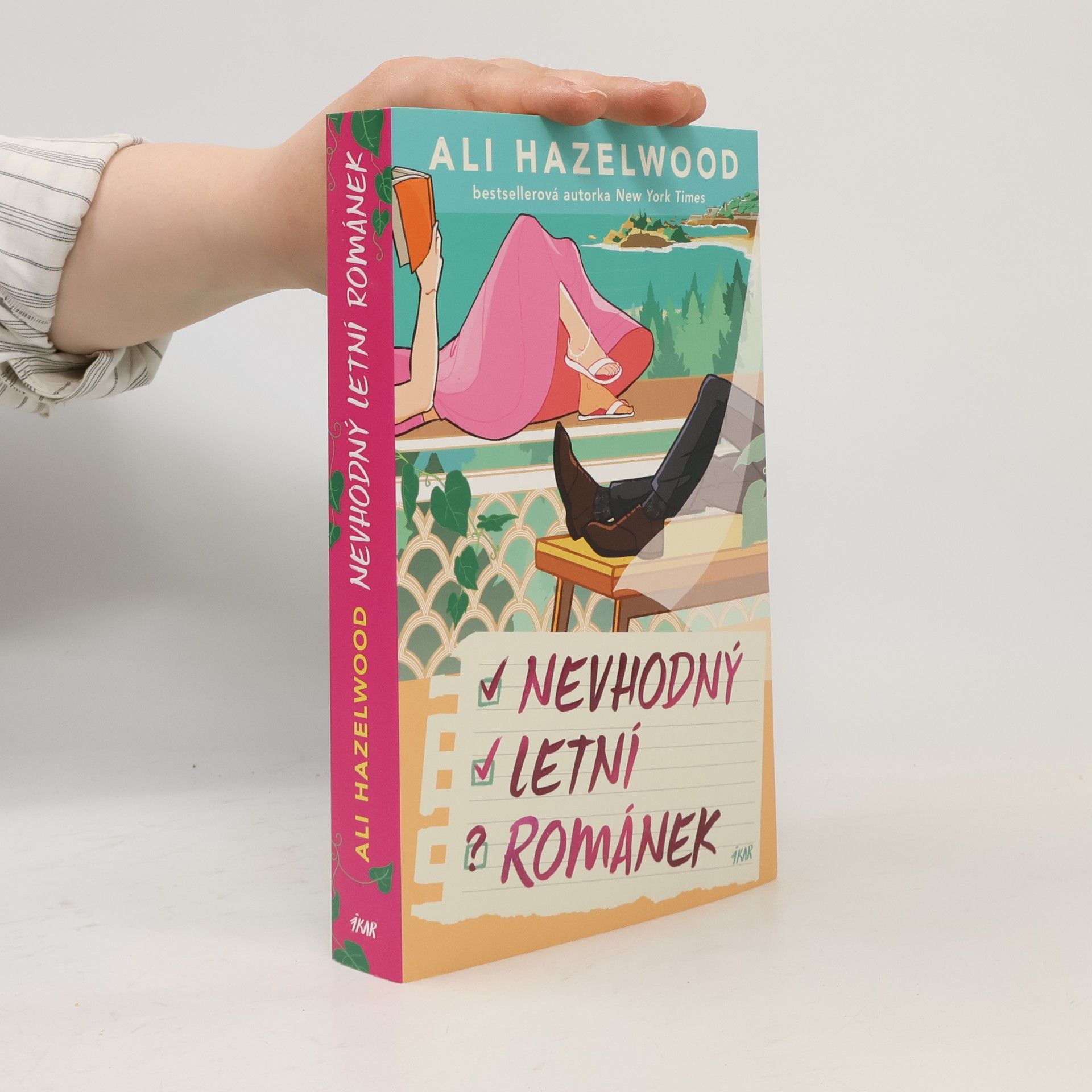 Ali Hazelwood Nevhodný letní románek