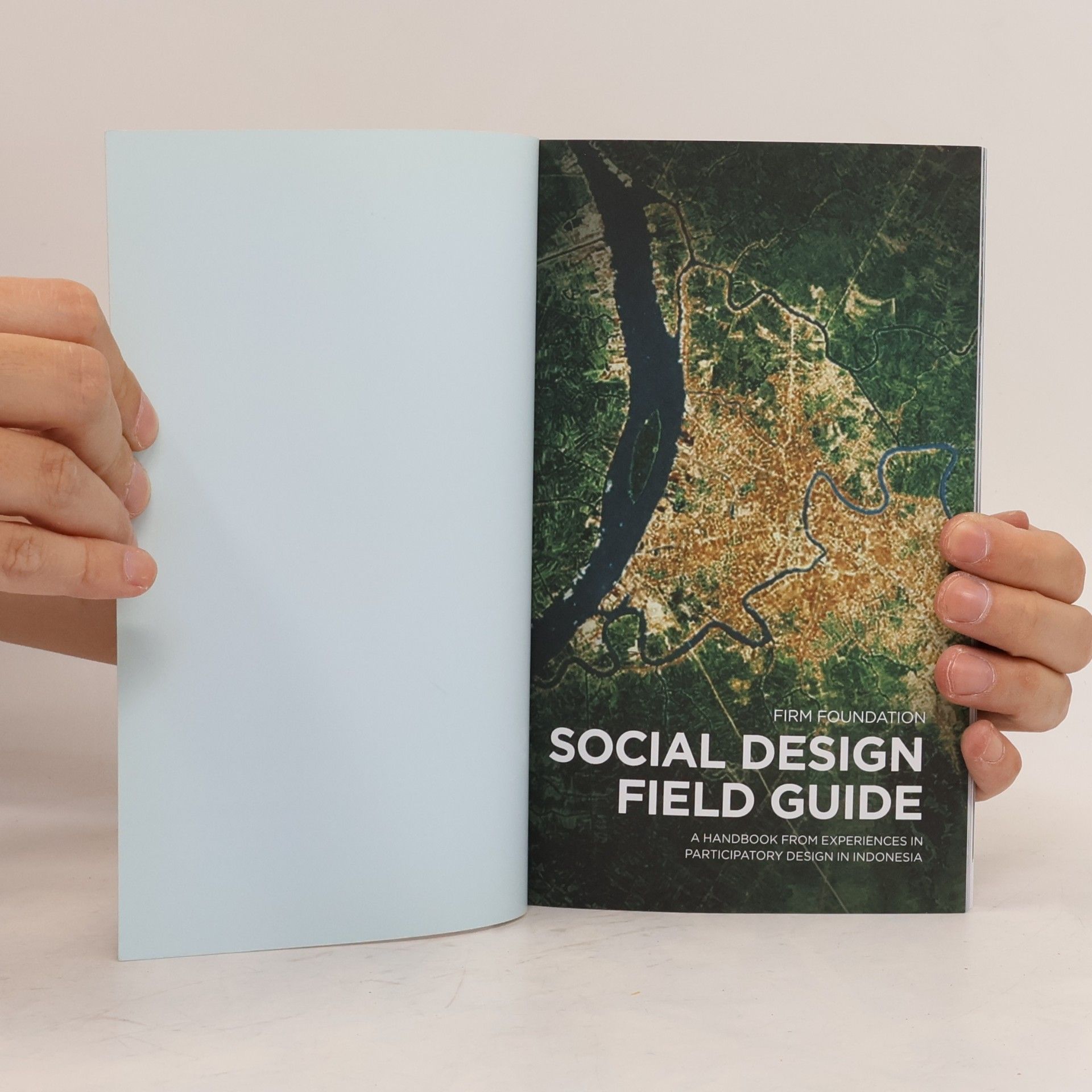 AA.VV. Social Design Field Guide