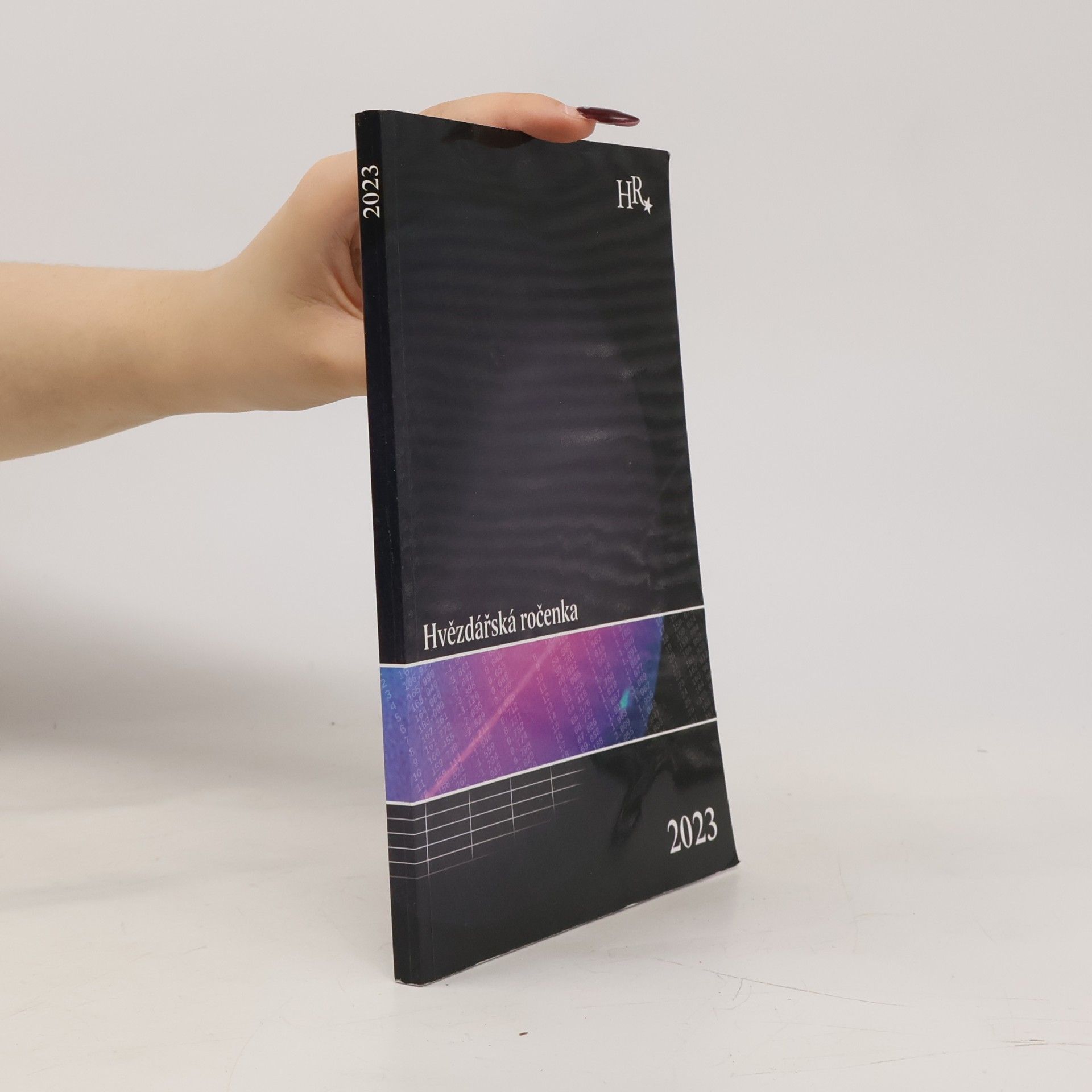 Hvězdářská ročenka s efemeridami a astronomickými daty pro rok 2023