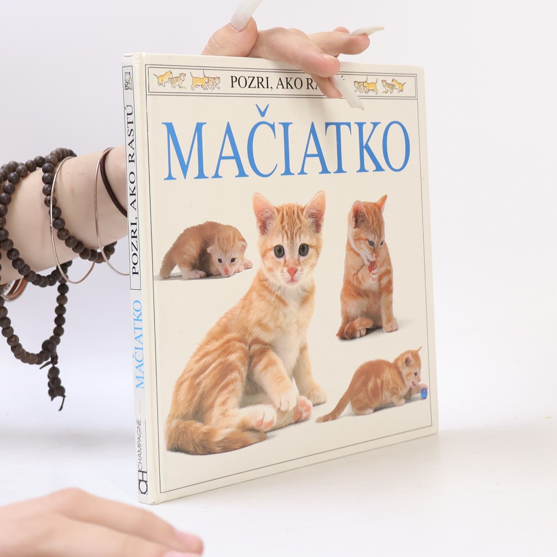 Jane Burton Pozri, ako rastú: Mačiatko